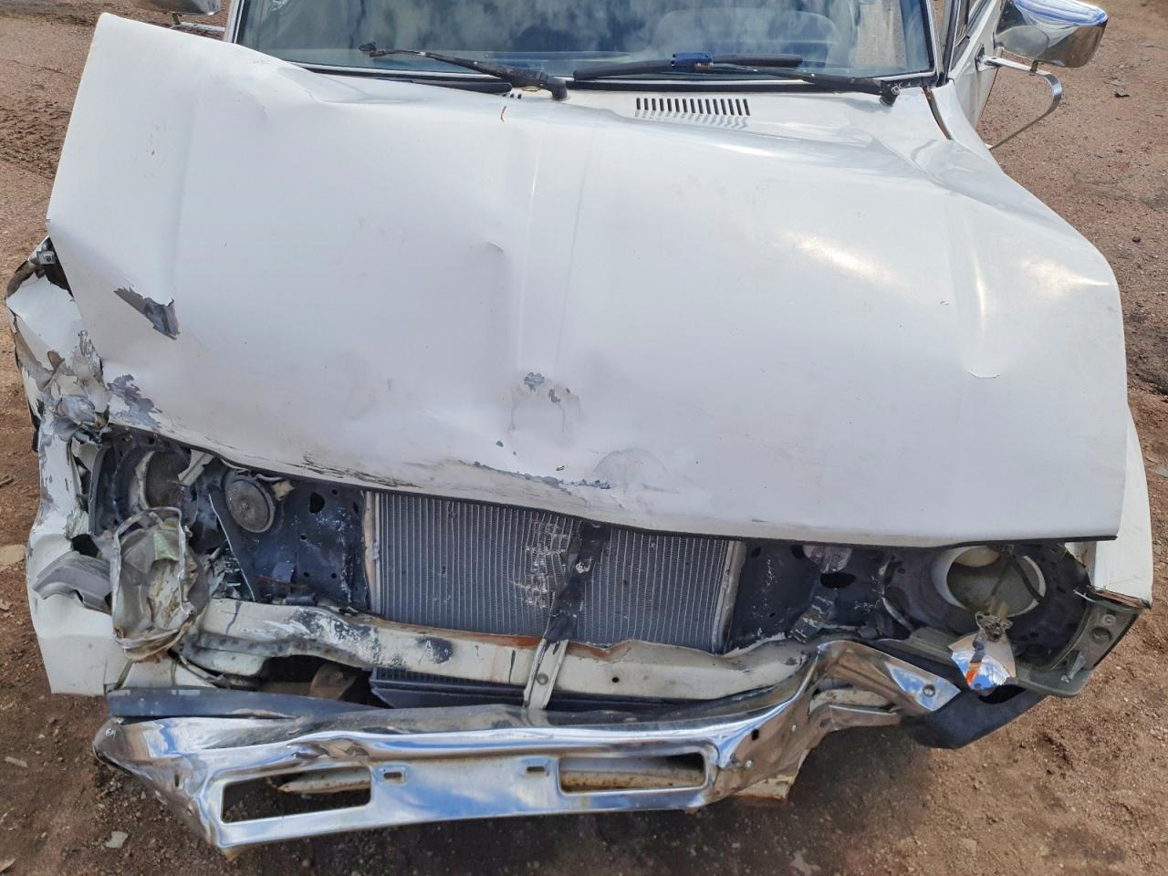1983 Toyota Pickup Deluxe White vin: JT4RN44D0D1149974