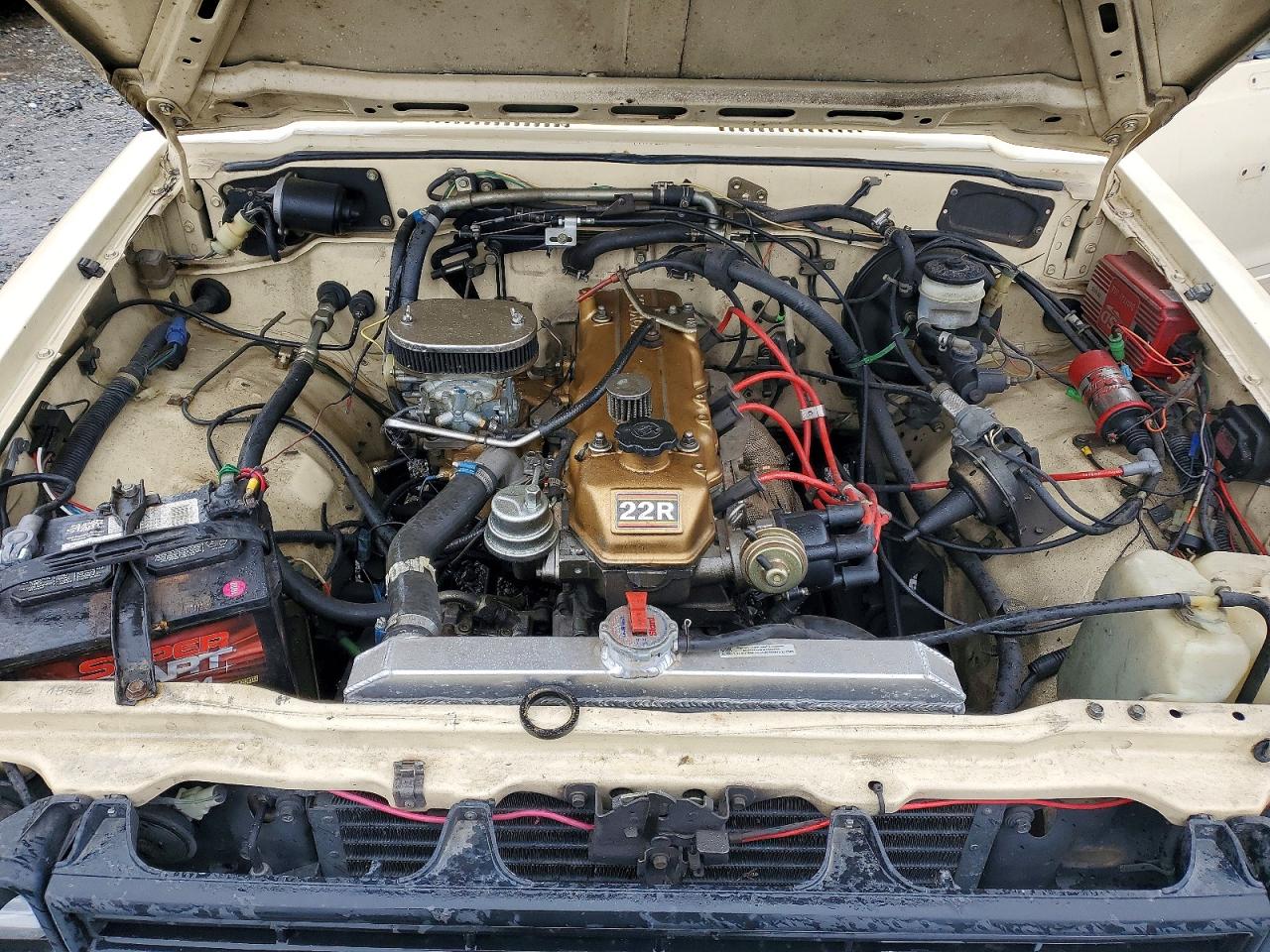 1983 Toyota Pickup 1/2 Ton Rn44 Tan vin: JT4RN44D3D1111431
