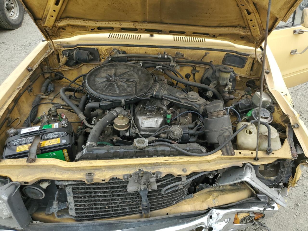 1983 Toyota Pickup 1/2 Ton Rn44 Yellow vin: JT4RN44D7D1105258