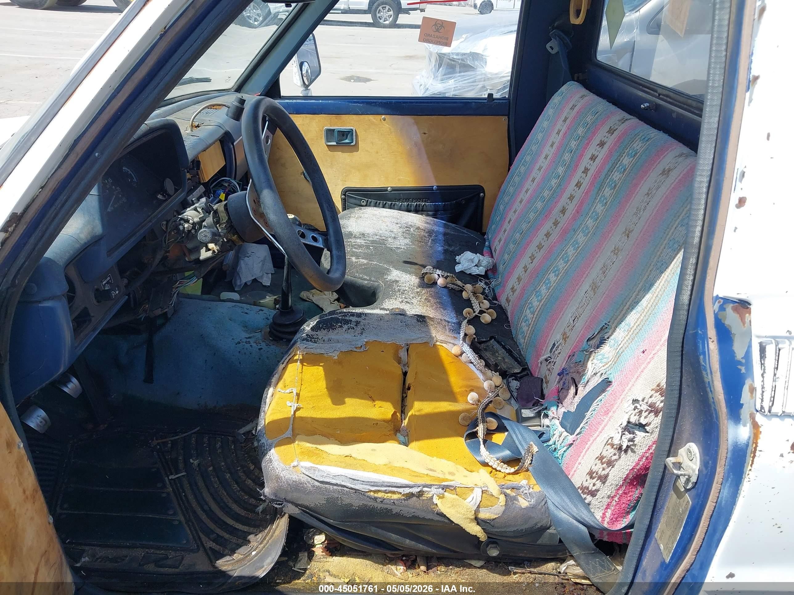 1983 Toyota Pickup 1/2 Ton Rn44 White vin: JT4RN44R2D1102991
