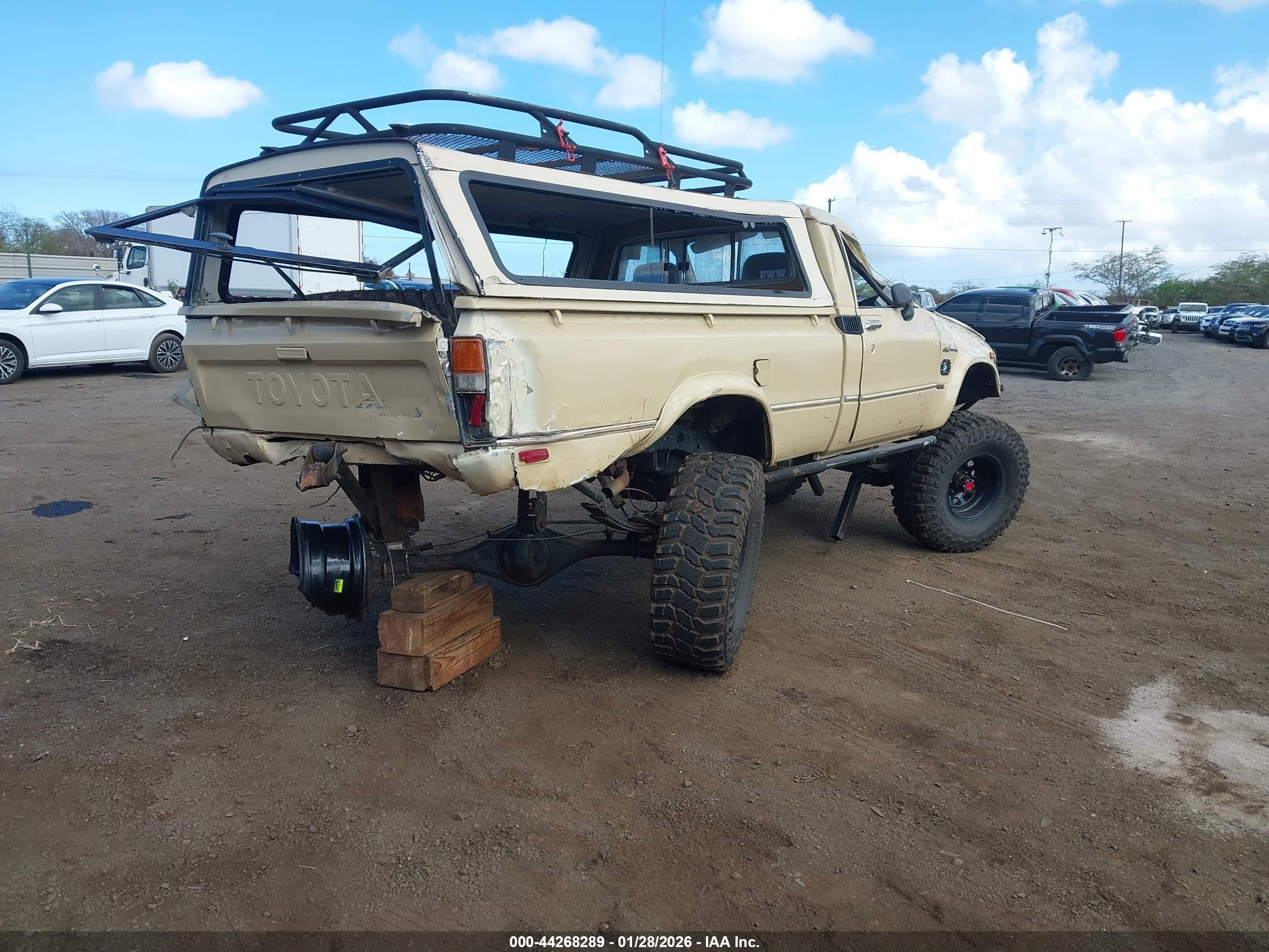 1981 Toyota Pickup Rn48 Beige vin: JT4RN48D3B0013898