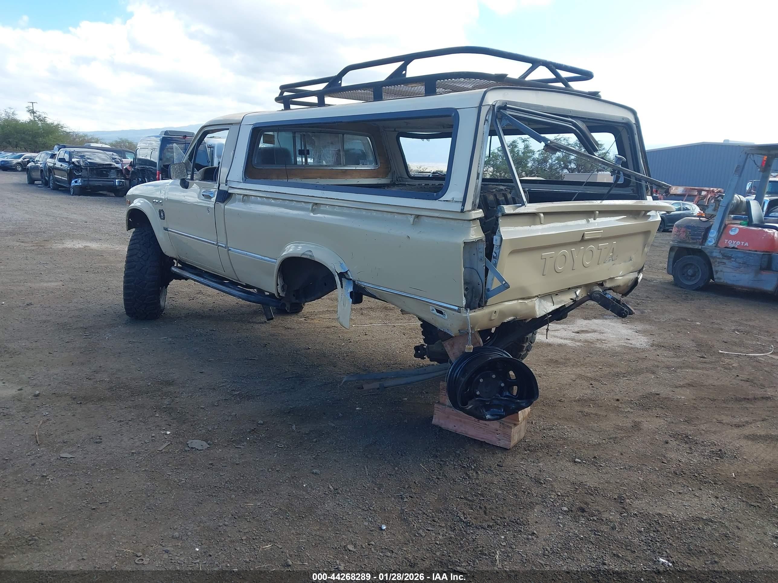 1981 Toyota Pickup Rn48 Beige vin: JT4RN48D3B0013898