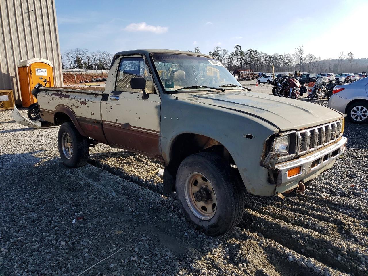 1983 Toyota Pickup Gray vin: JT4RN48S3D0081071
