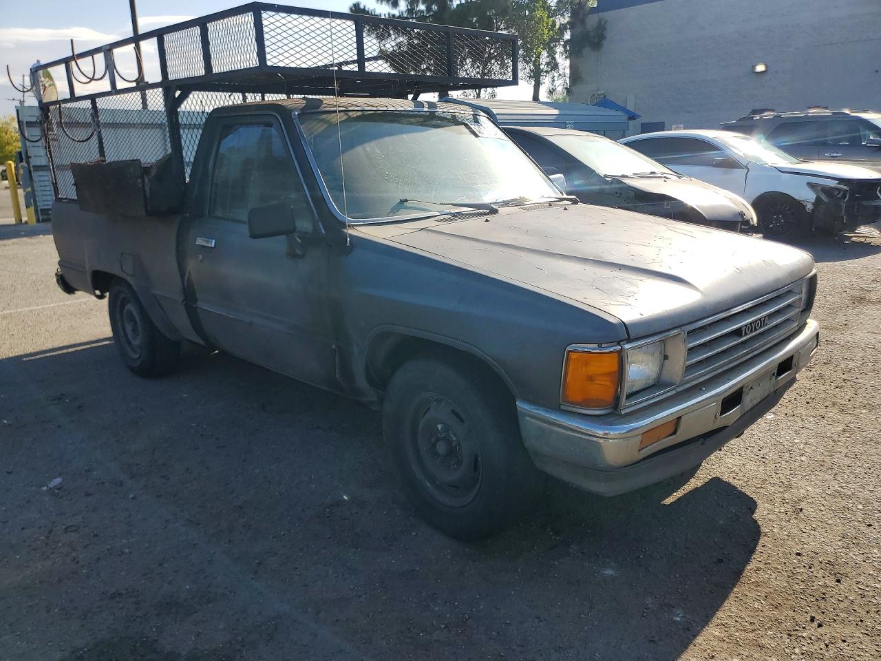 1988 Toyota Pickup Base Gray vin: JT4RN50A2J5163901