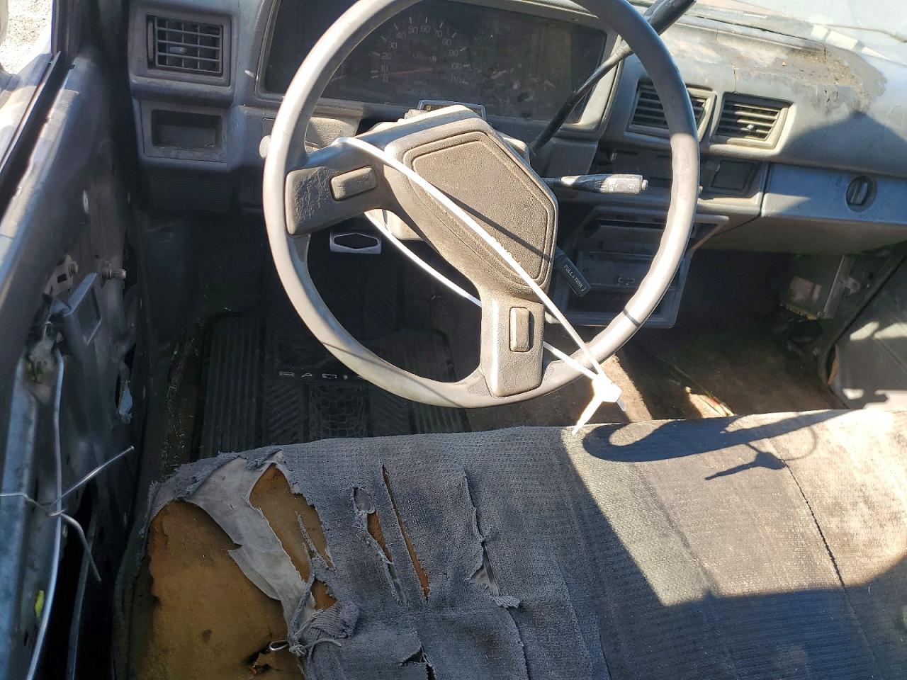 1988 Toyota Pickup Base Gray vin: JT4RN50A2J5163901