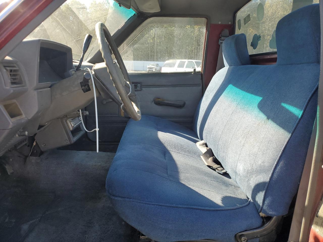 1988 Toyota Pickup 1/2 Ton Rn50 Red vin: JT4RN50A4J5159641