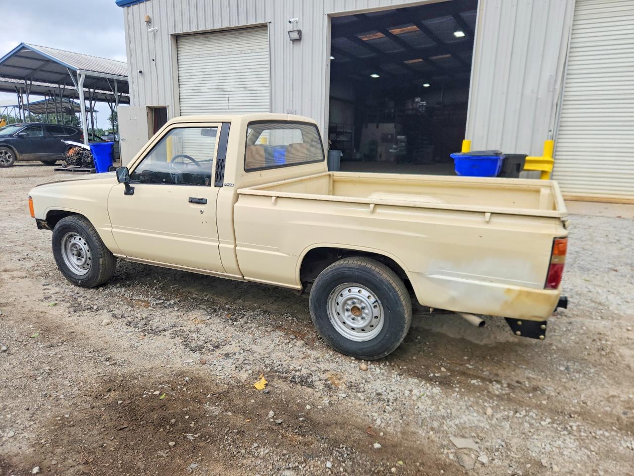 1984 Toyota Pickup 1/2 Ton Rn50 Cream vin: JT4RN50R0E0009082