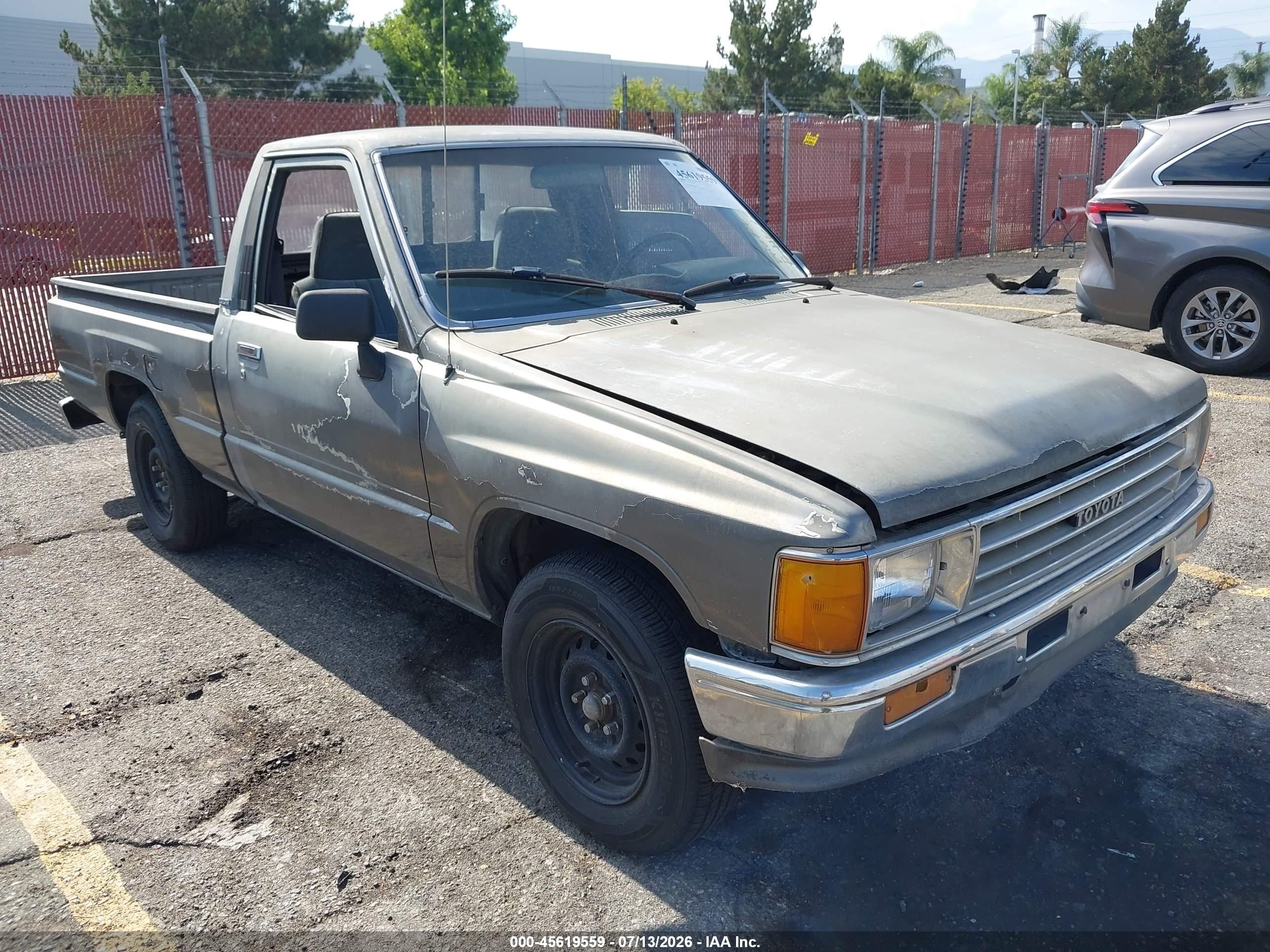 1987 Toyota Pickup 1/2 Ton Rn50 Gray vin: JT4RN50R0H0301769