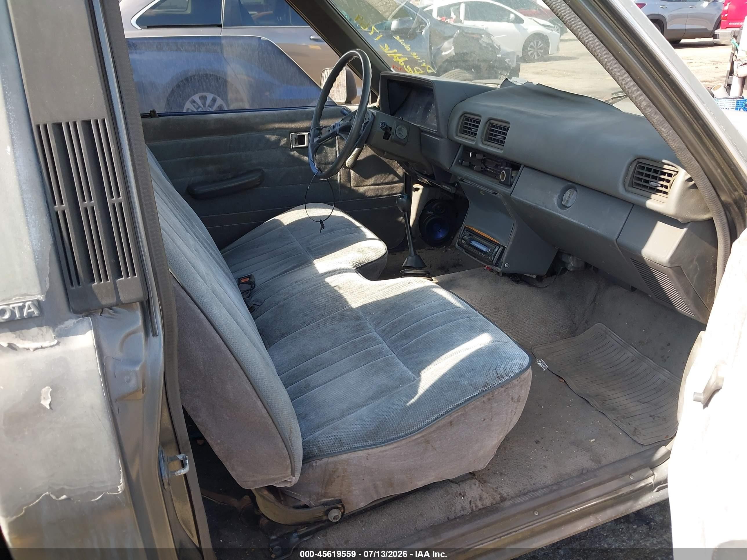 1987 Toyota Pickup 1/2 Ton Rn50 Gray vin: JT4RN50R0H0301769