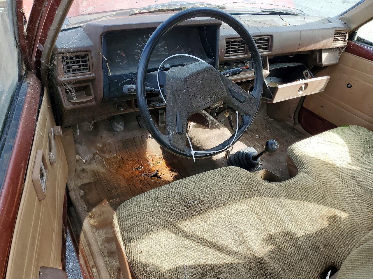 1985 Toyota Pickup 1/2 Ton Rn50 Brown vin: JT4RN50R1F0050936