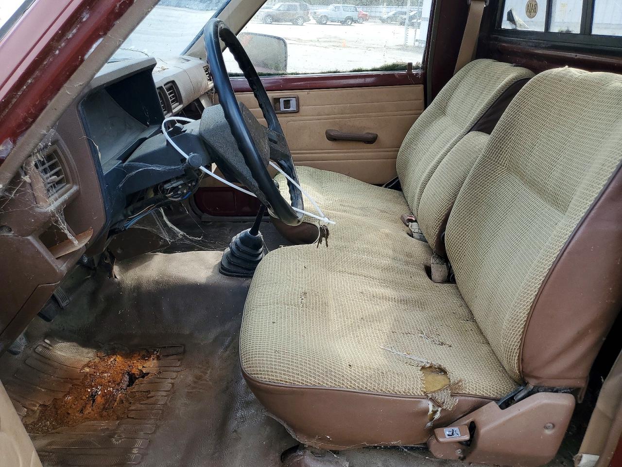 1985 Toyota Pickup 1/2 Ton Rn50 Brown vin: JT4RN50R1F0050936