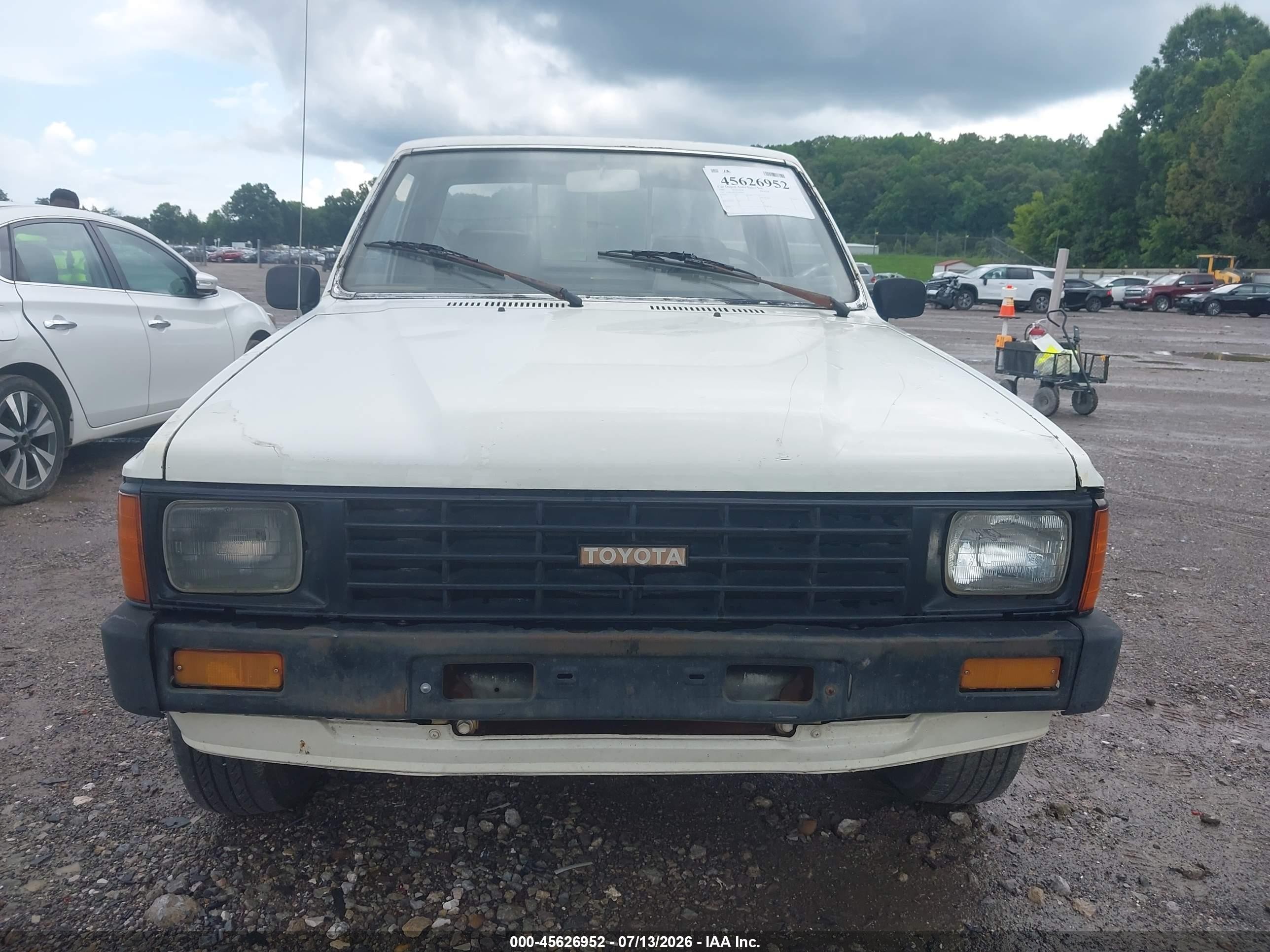 1985 Toyota Pickup 1/2 Ton Rn50 White vin: JT4RN50R3F0088989