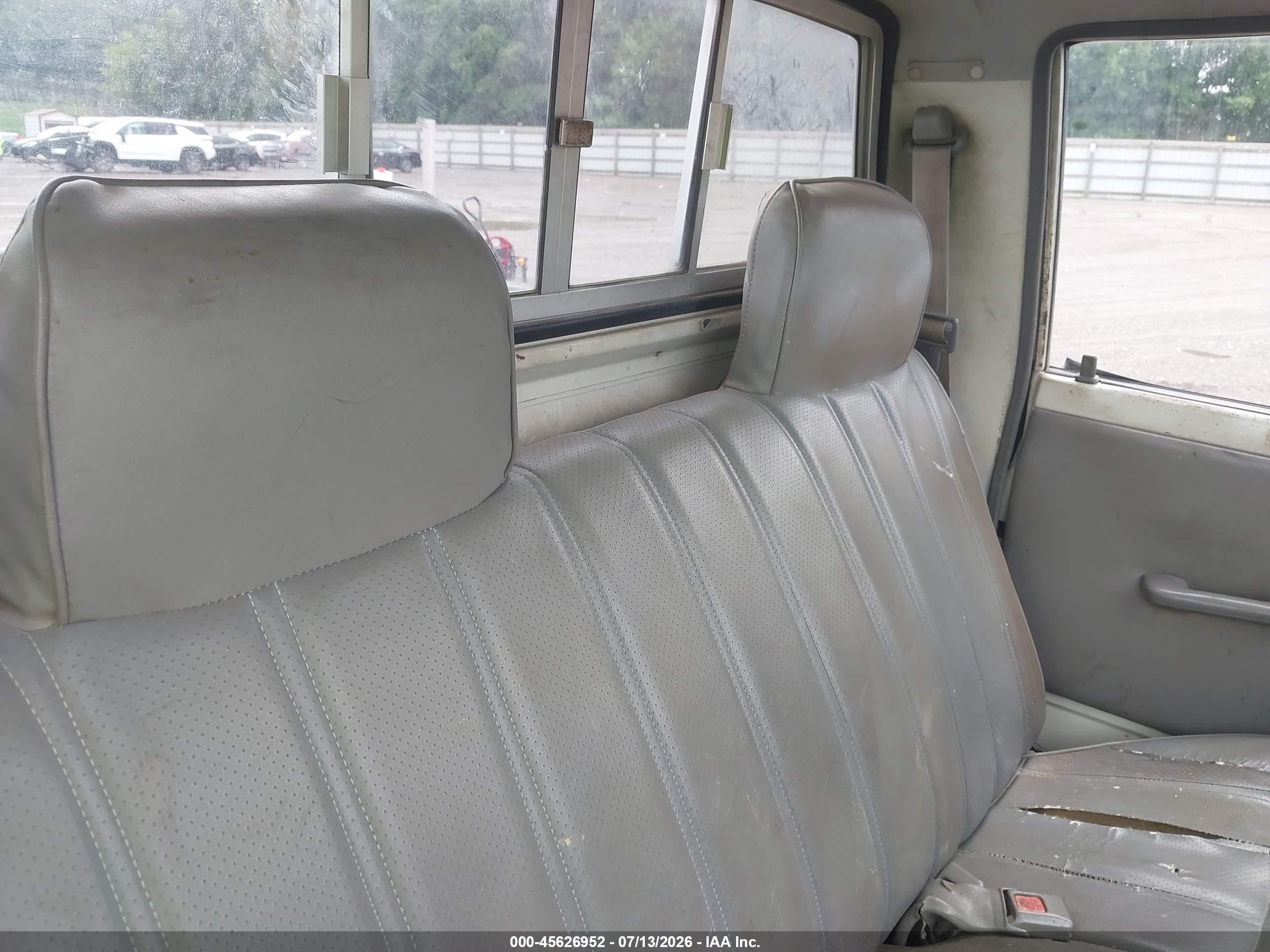 1985 Toyota Pickup 1/2 Ton Rn50 White vin: JT4RN50R3F0088989