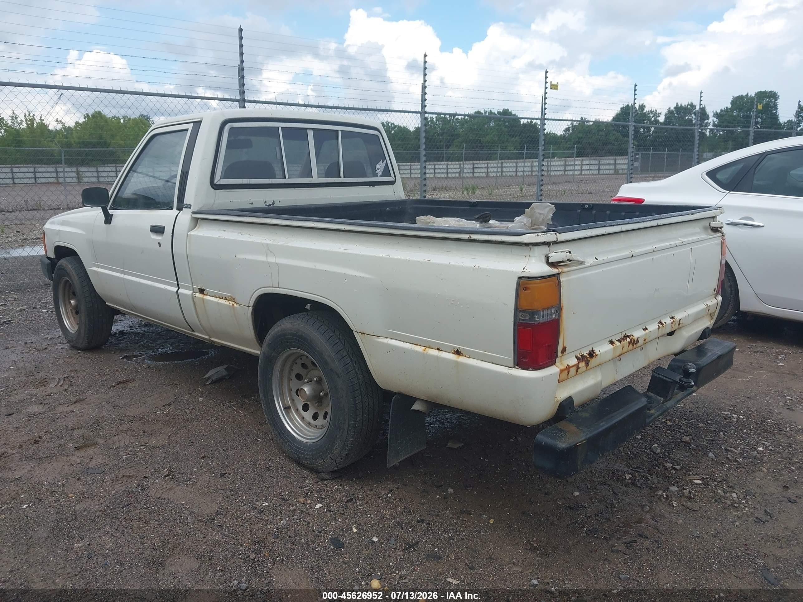 1985 Toyota Pickup 1/2 Ton Rn50 White vin: JT4RN50R3F0088989
