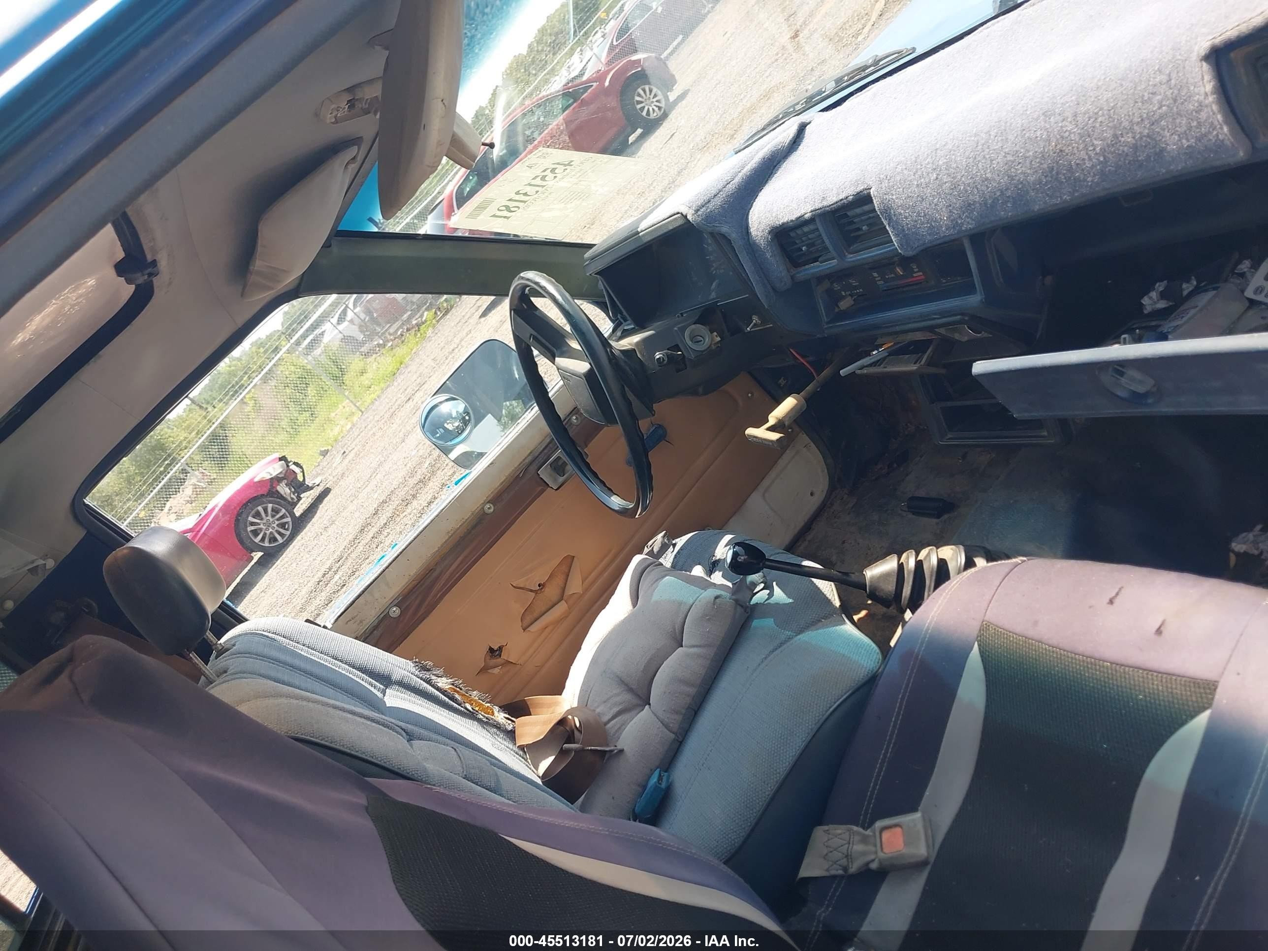 1986 Toyota Pickup 1/2 Ton Rn50 Blue vin: JT4RN50R3G0218853