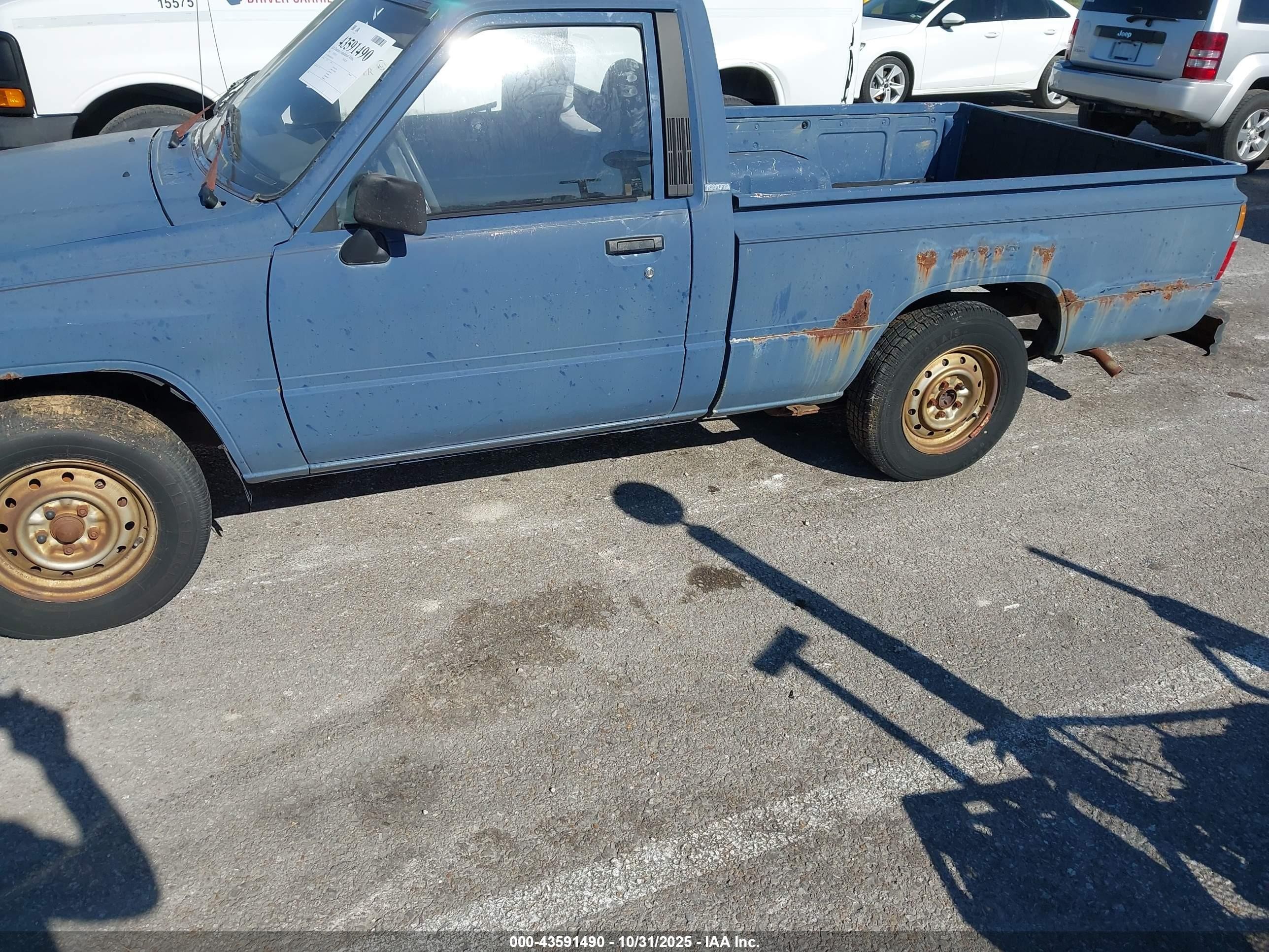 1987 Toyota Pickup 1/2 Ton Rn50 Blue vin: JT4RN50R3H0282070