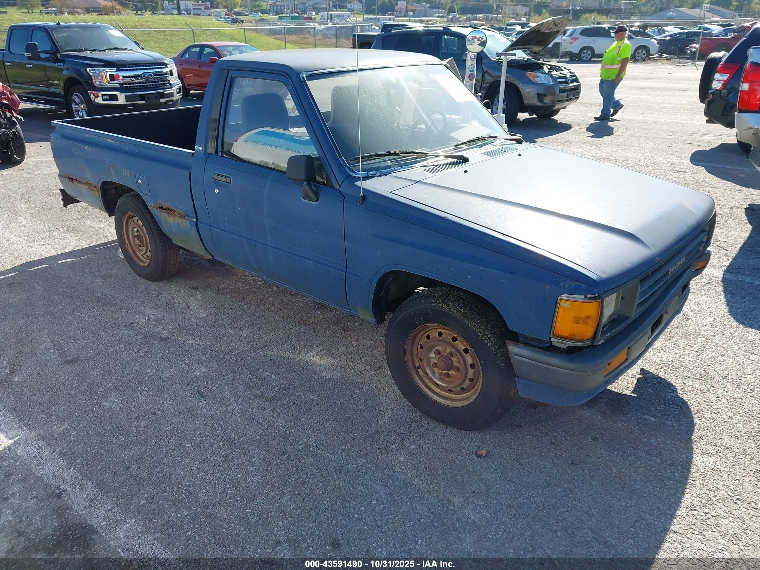 1987 Toyota Pickup 1/2 Ton Rn50 Blue vin: JT4RN50R3H0282070