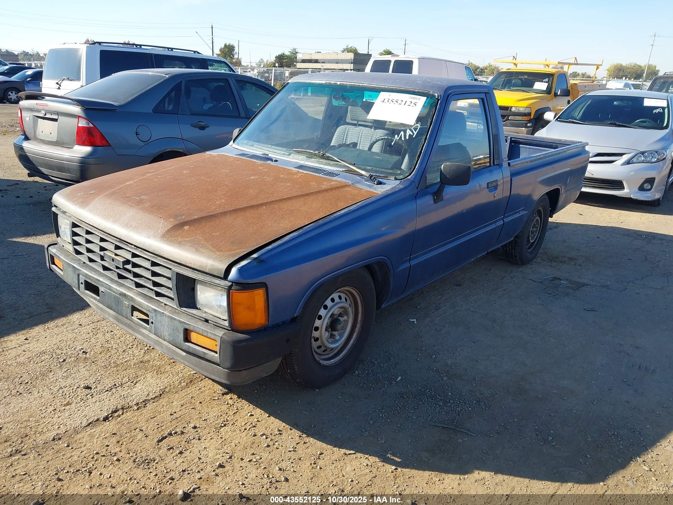 1984 Toyota Pickup 1/2 Ton Rn50 Blue vin: JT4RN50R6E0026890