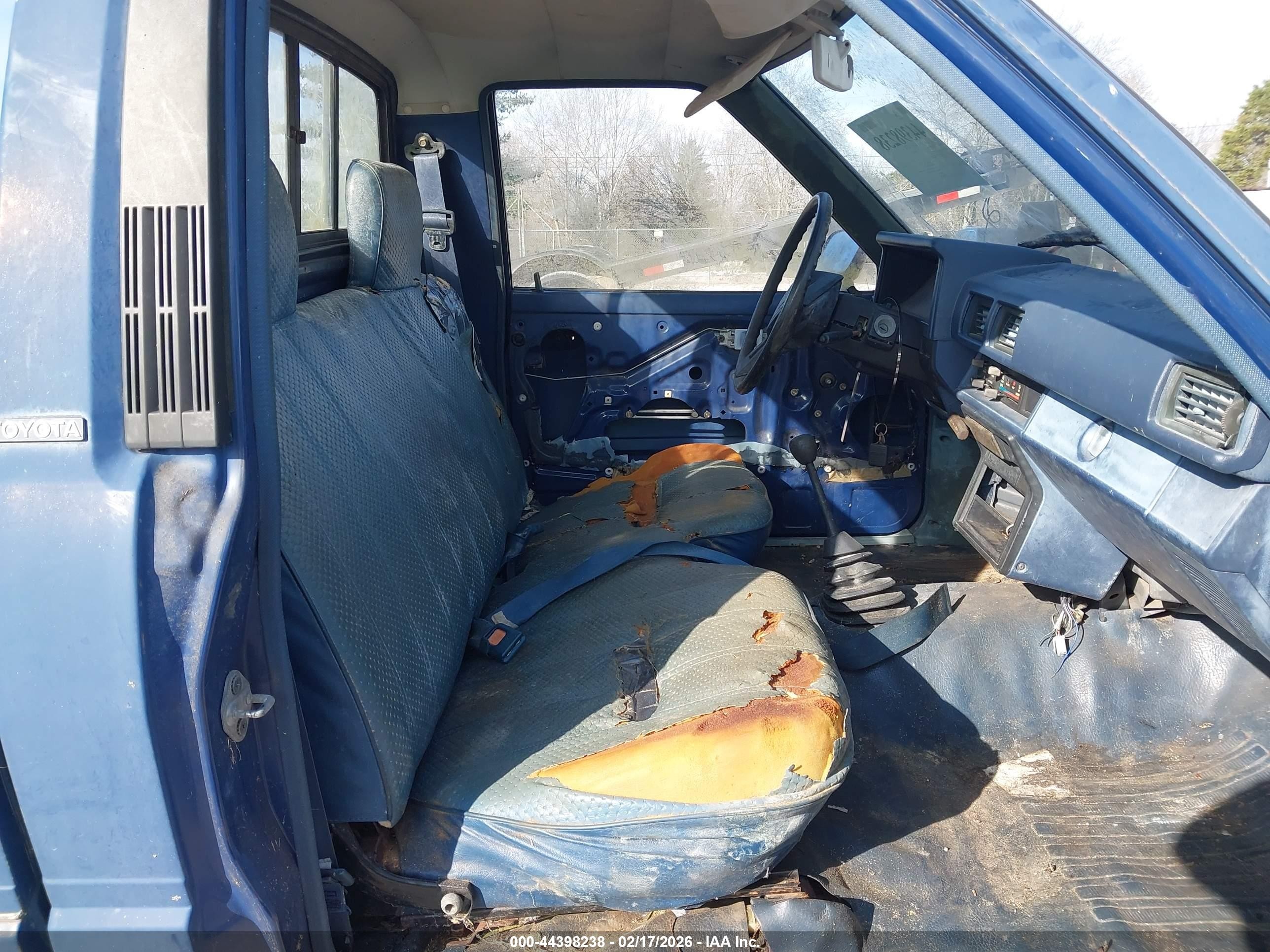 1986 Toyota Pickup 1/2 Ton Rn50 Blue vin: JT4RN50R6G0201223