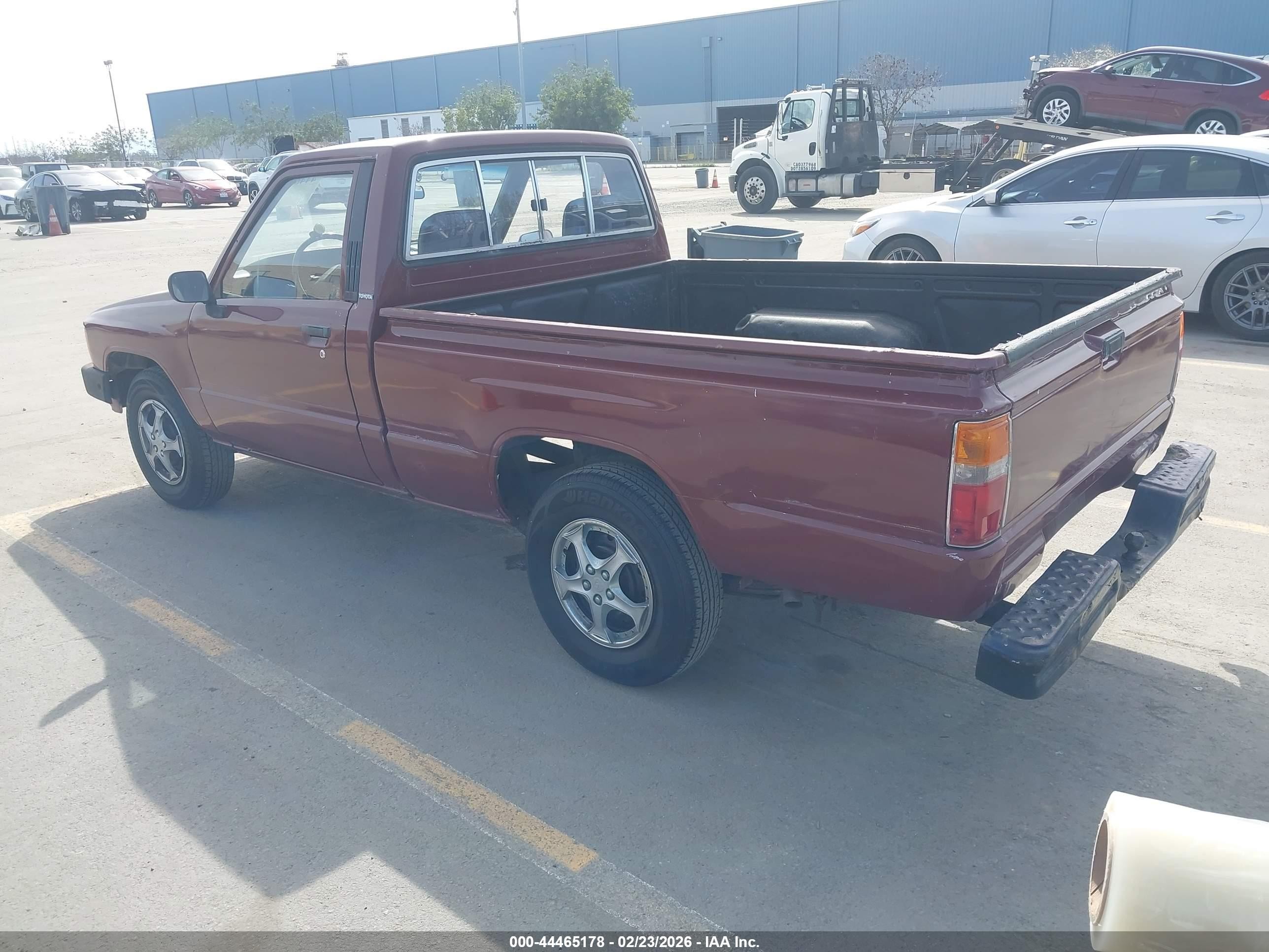 1987 Toyota Pickup 1/2 Ton Rn50 Burgundy vin: JT4RN50R7H0275610