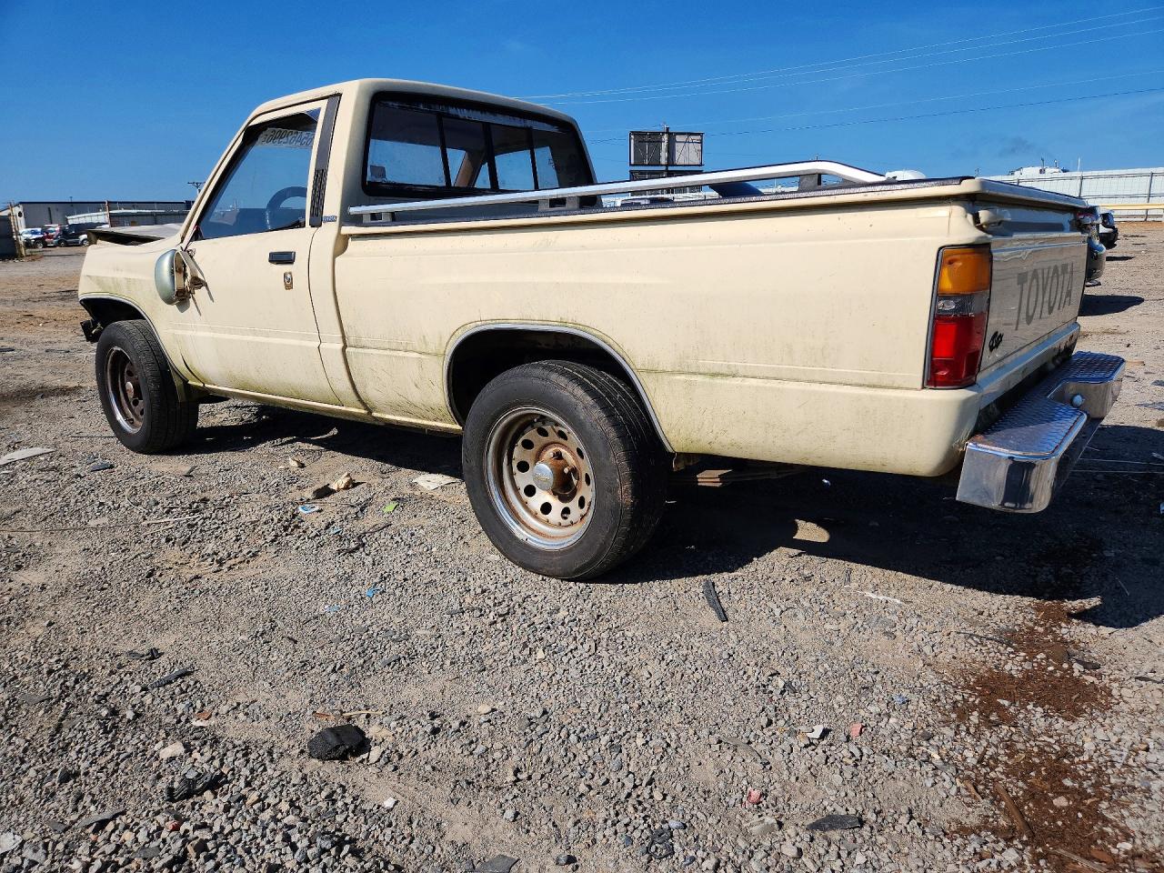 1986 Toyota Pickup 1/2 Ton Rn50 Бежевый vin: JT4RN50R9G0128056