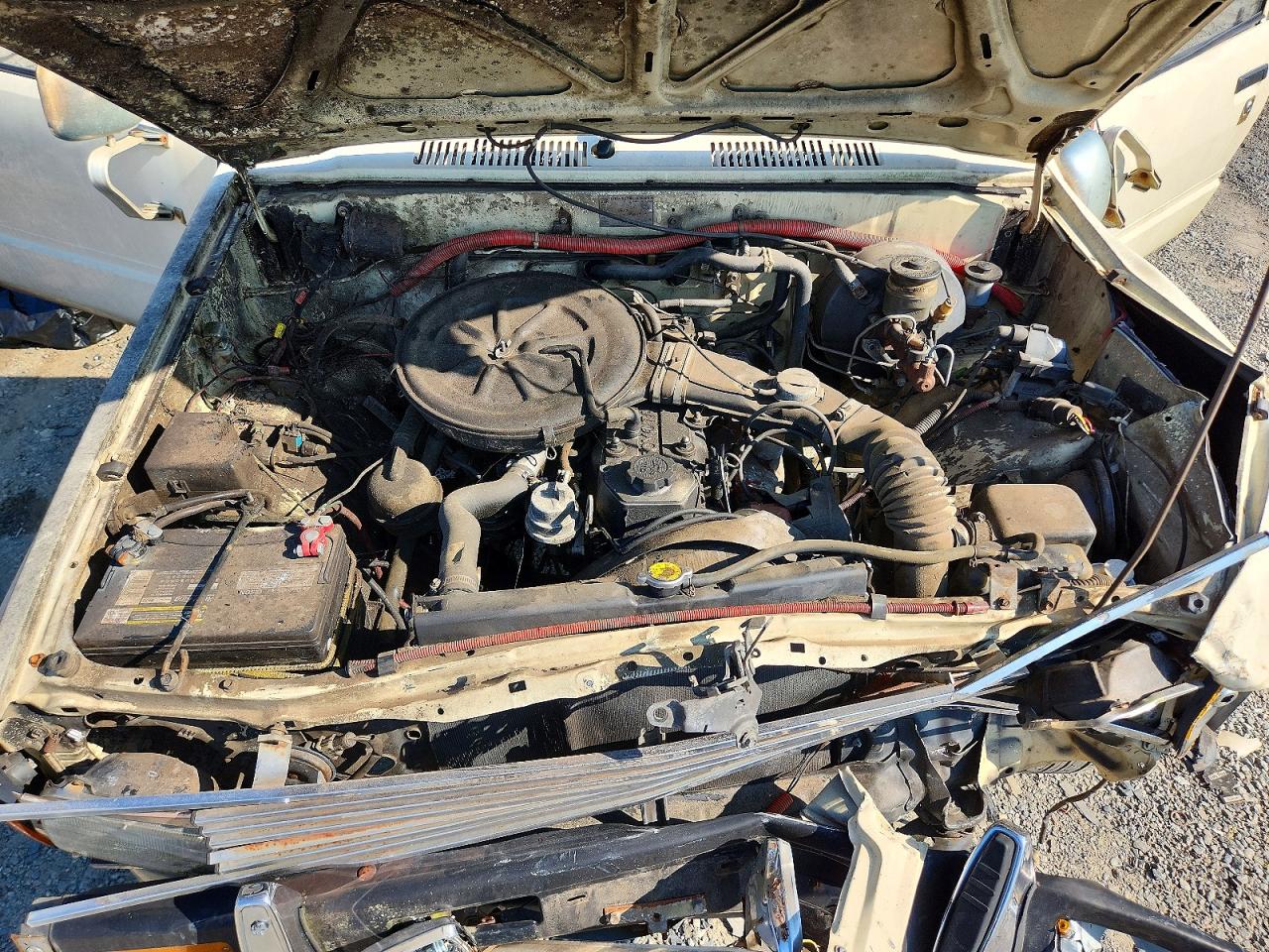 1986 Toyota Pickup 1/2 Ton Rn50 Бежевый vin: JT4RN50R9G0128056