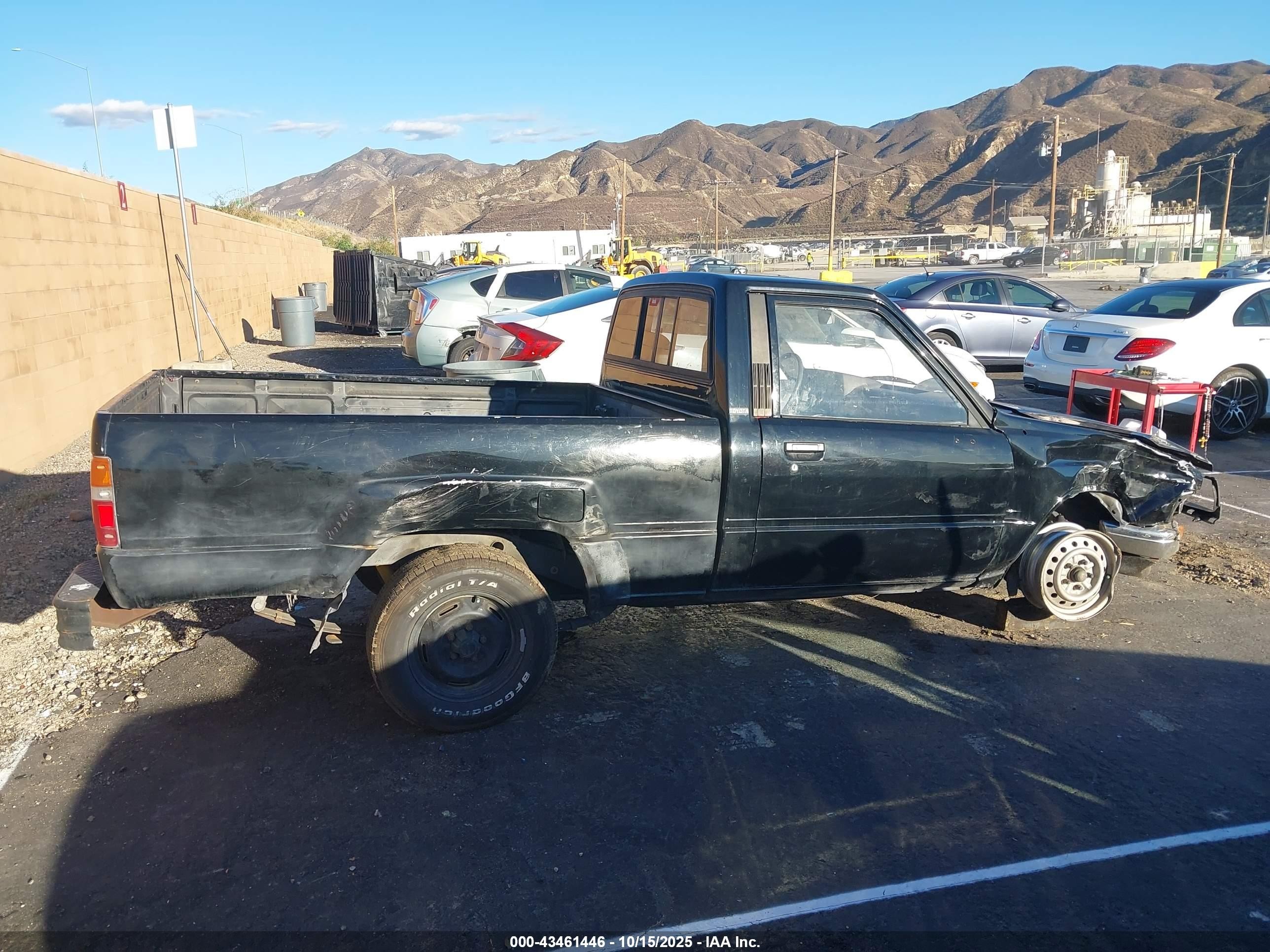 1987 Toyota Pickup 1/2 Ton Rn50 Black vin: JT4RN50R9H0249218