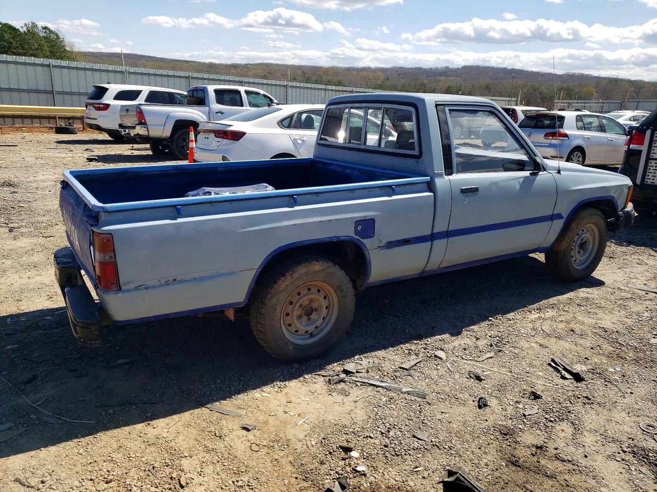1984 Toyota Pickup Base Blue vin: JT4RN50RXE0007758
