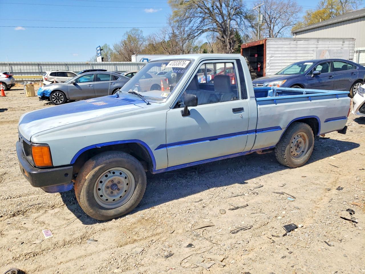 1984 Toyota Pickup Base Blue vin: JT4RN50RXE0007758
