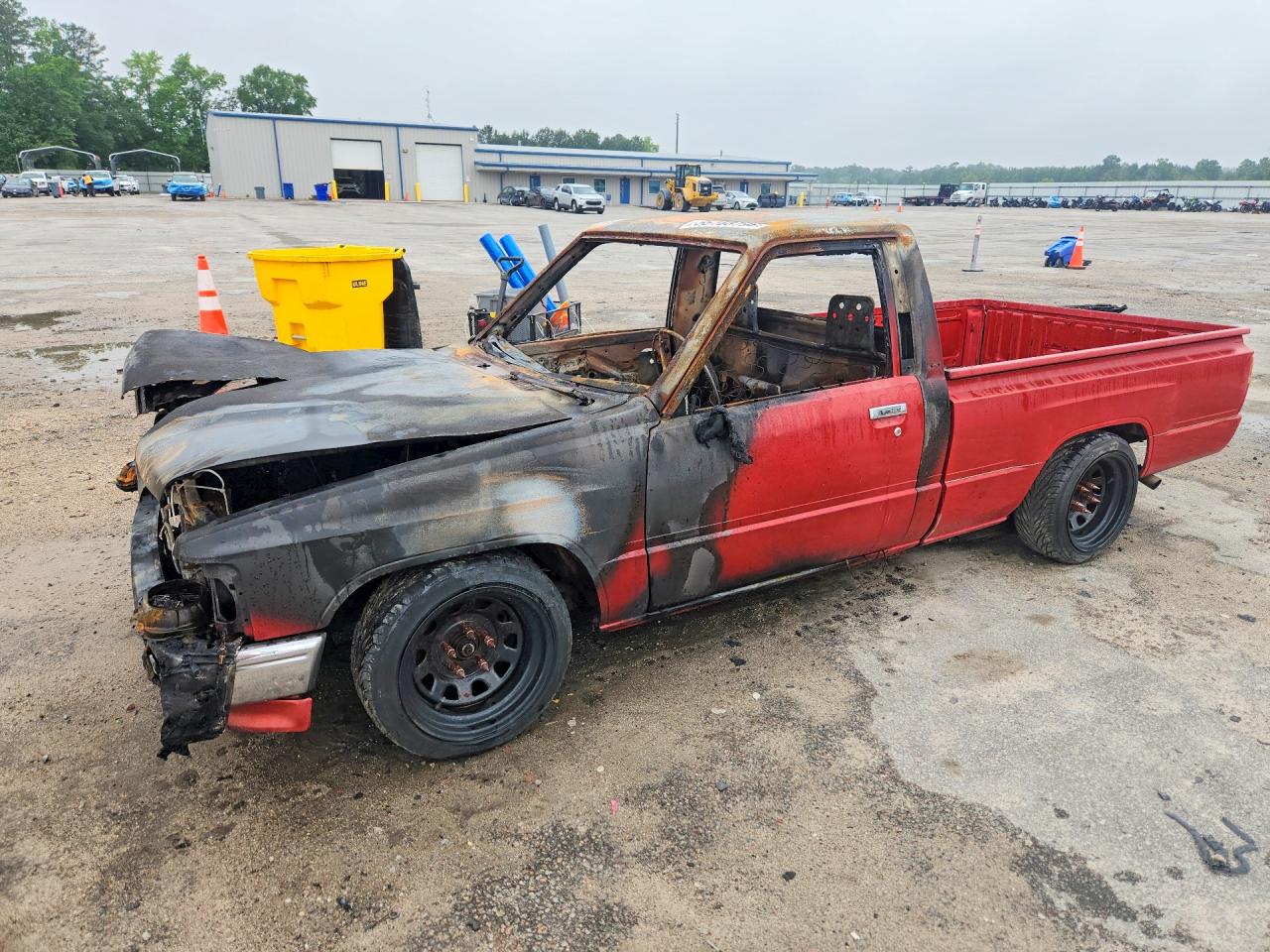 1987 Toyota Pickup Base Red vin: JT4RN50RXH0292255