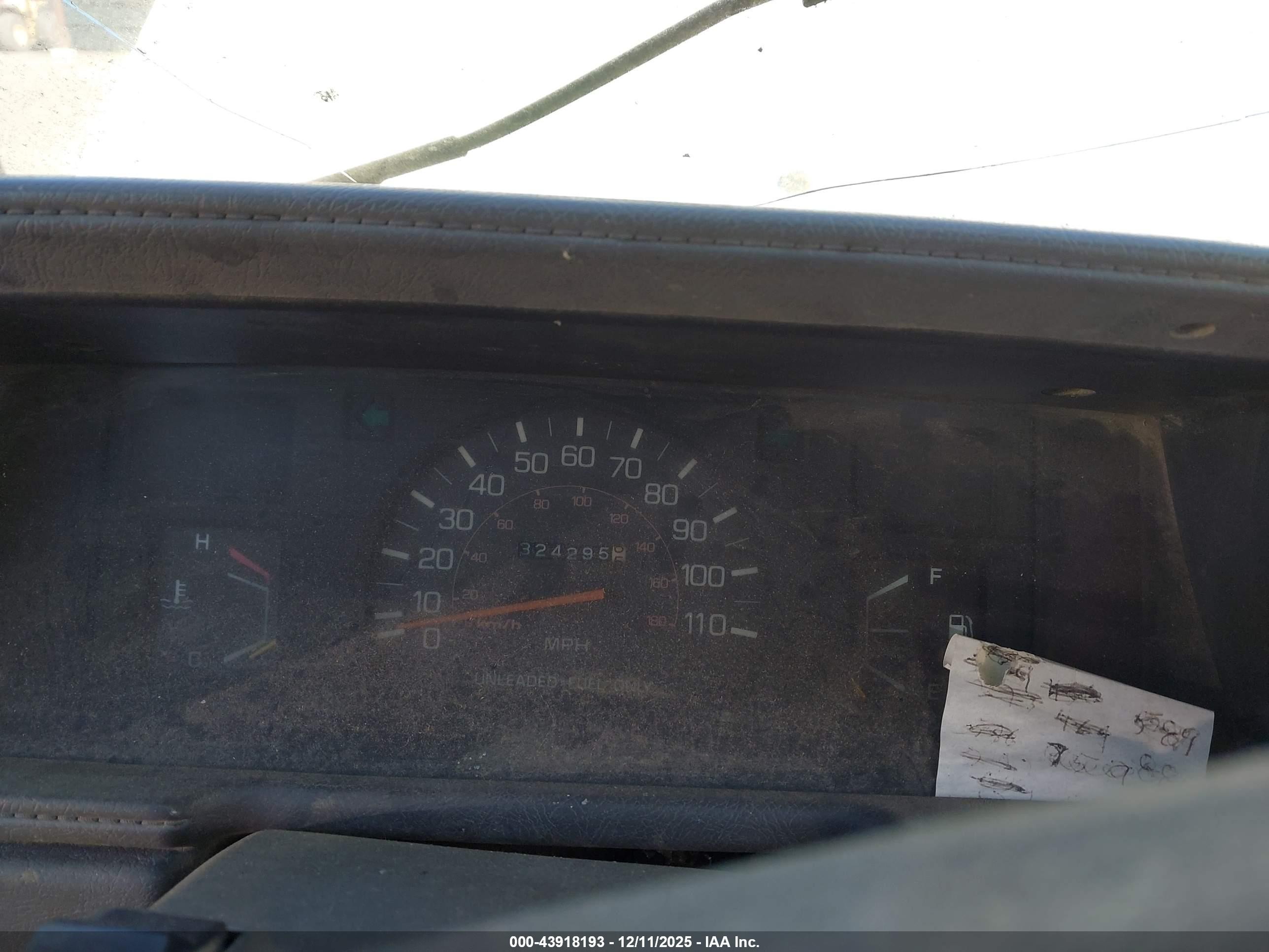 1987 Toyota Pickup 1/2 Ton Rn50 Cream vin: JT4RN50RXH0301701