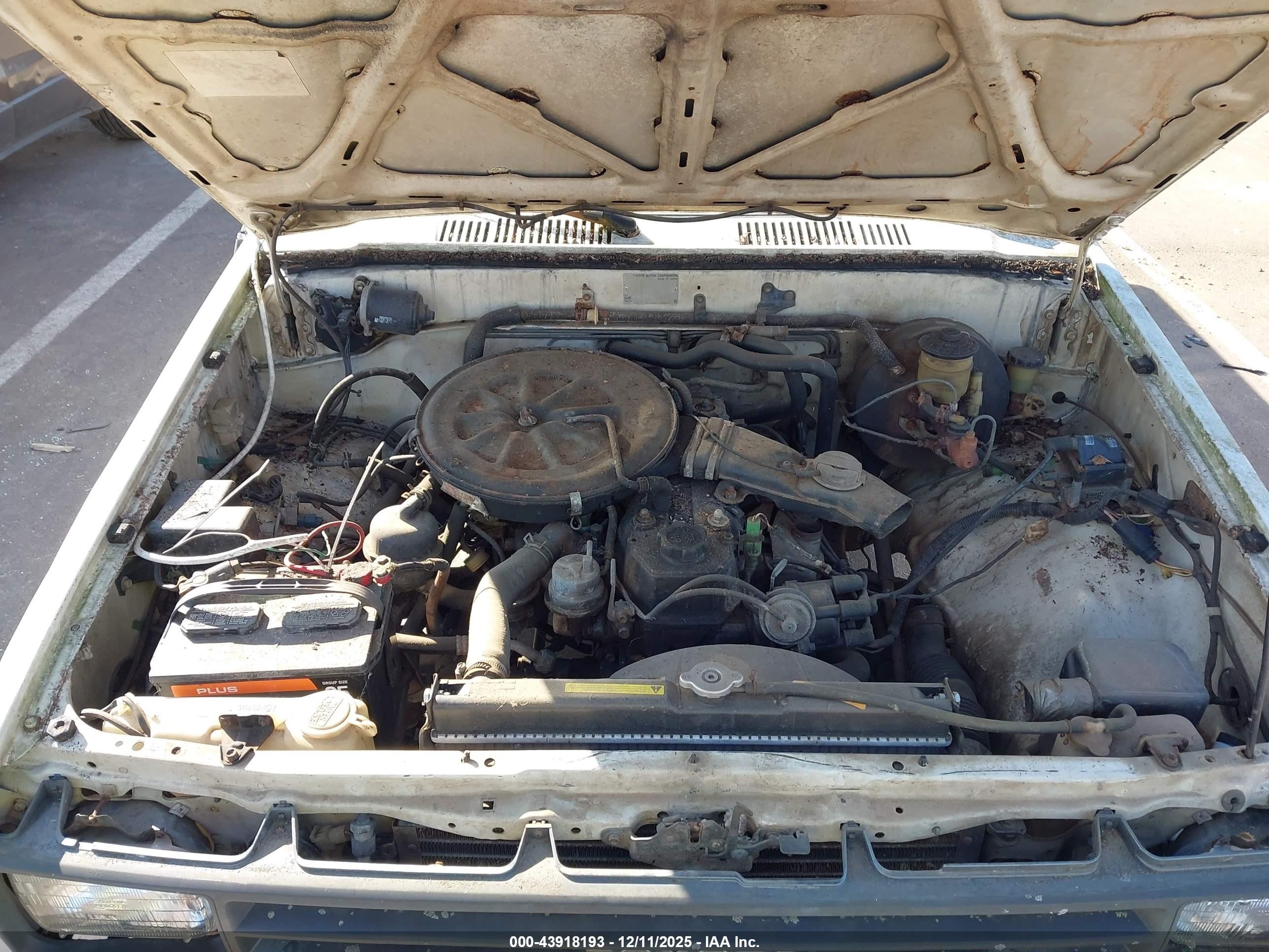 1987 Toyota Pickup 1/2 Ton Rn50 Cream vin: JT4RN50RXH0301701