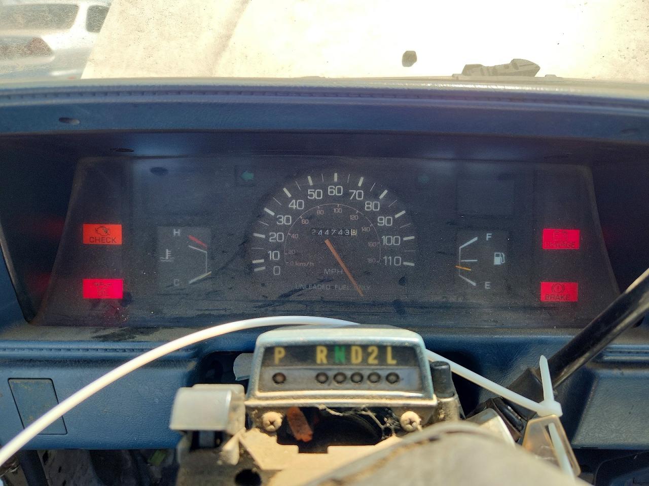 1988 Toyota Pickup 1/2 Ton Rn55 Белый vin: JT4RN55A7J0269900