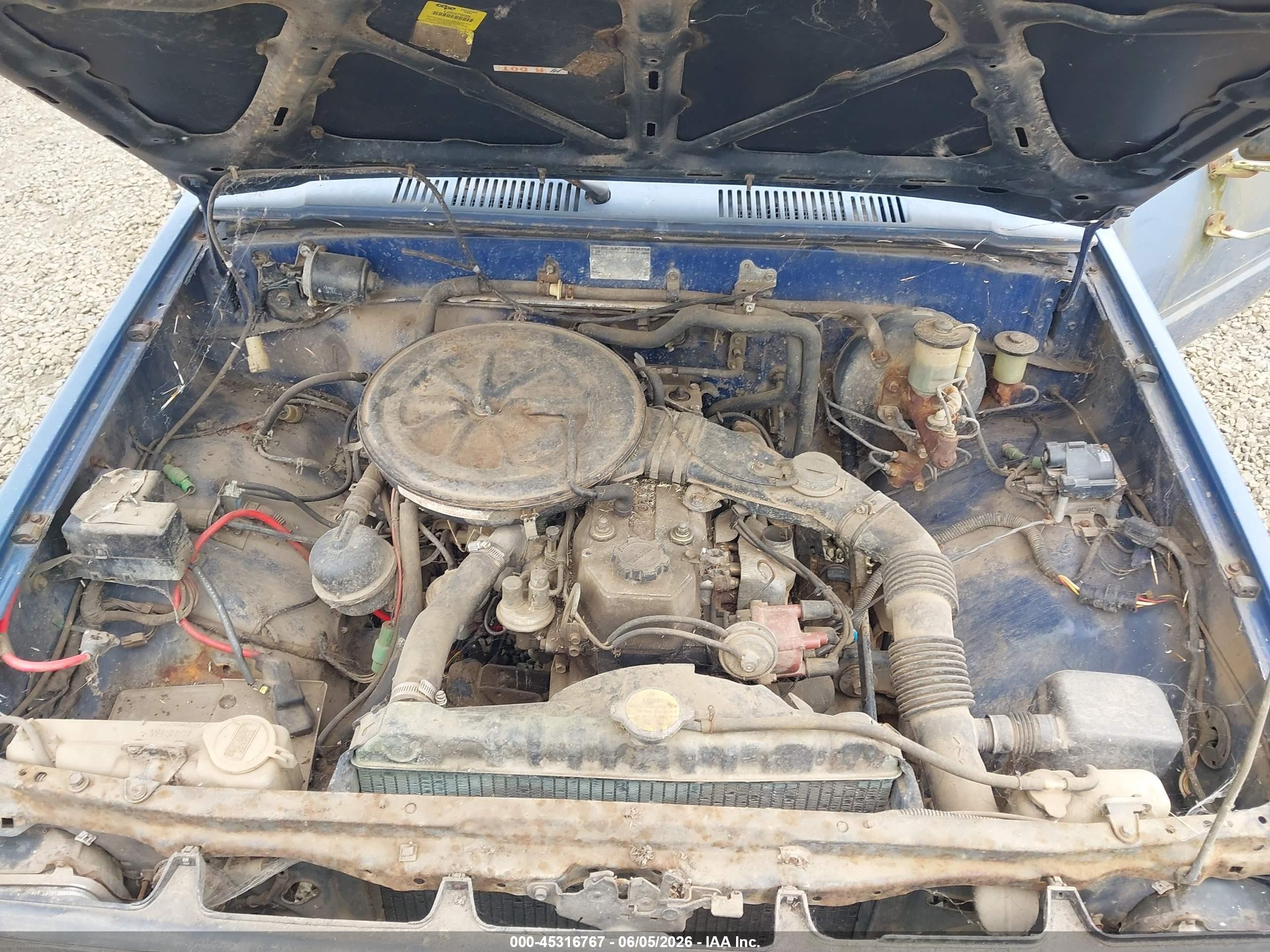 1985 Toyota Pickup 1/2 Ton Rn55 Dlx Blue vin: JT4RN55D9F0109650
