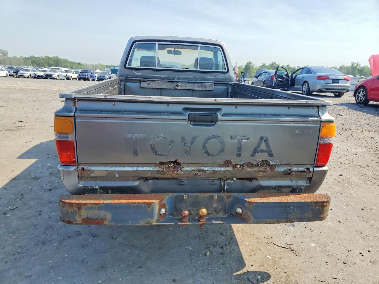 1986 Toyota Pickup 1/2 Ton Rn55 Dlx Gray vin: JT4RN55DXG0200749