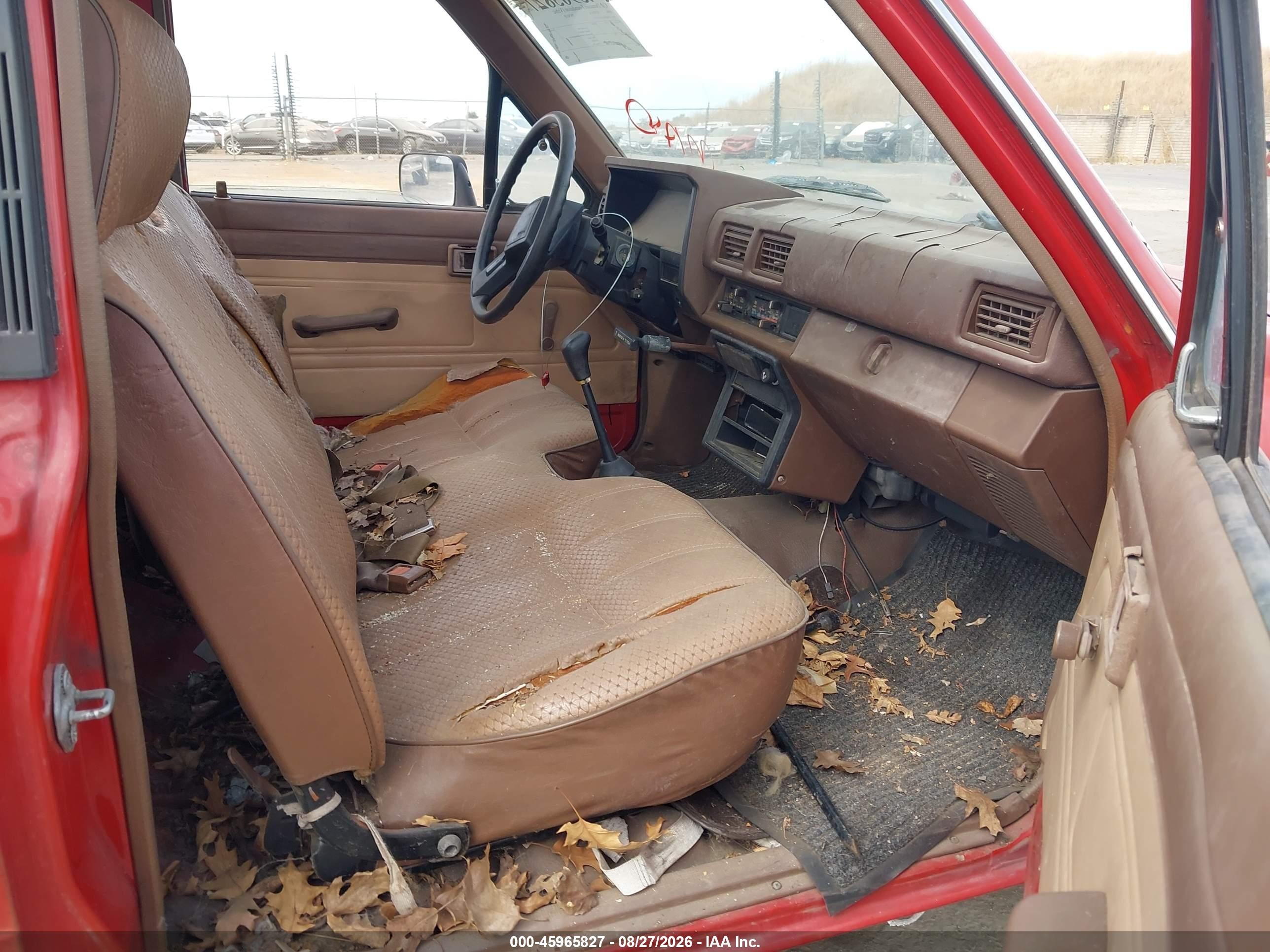 1986 Toyota Pickup 1 Ton Long Bed Rn55 Red vin: JT4RN55E2G0175533