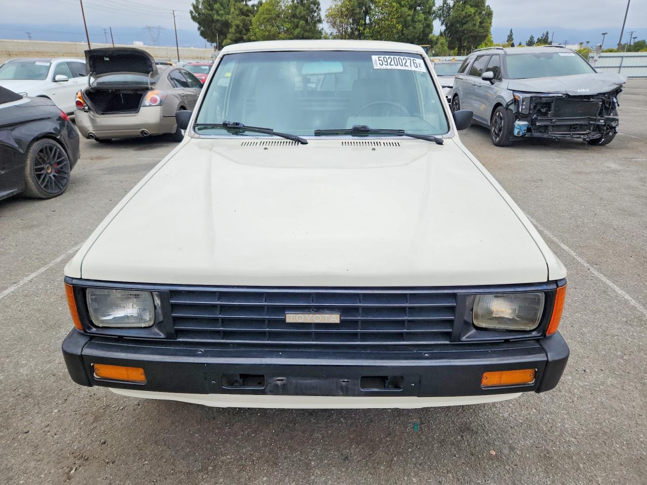 1984 Toyota Pickup 3/4 Ton Long Bed Rn55 Белый vin: JT4RN55E5E5015064