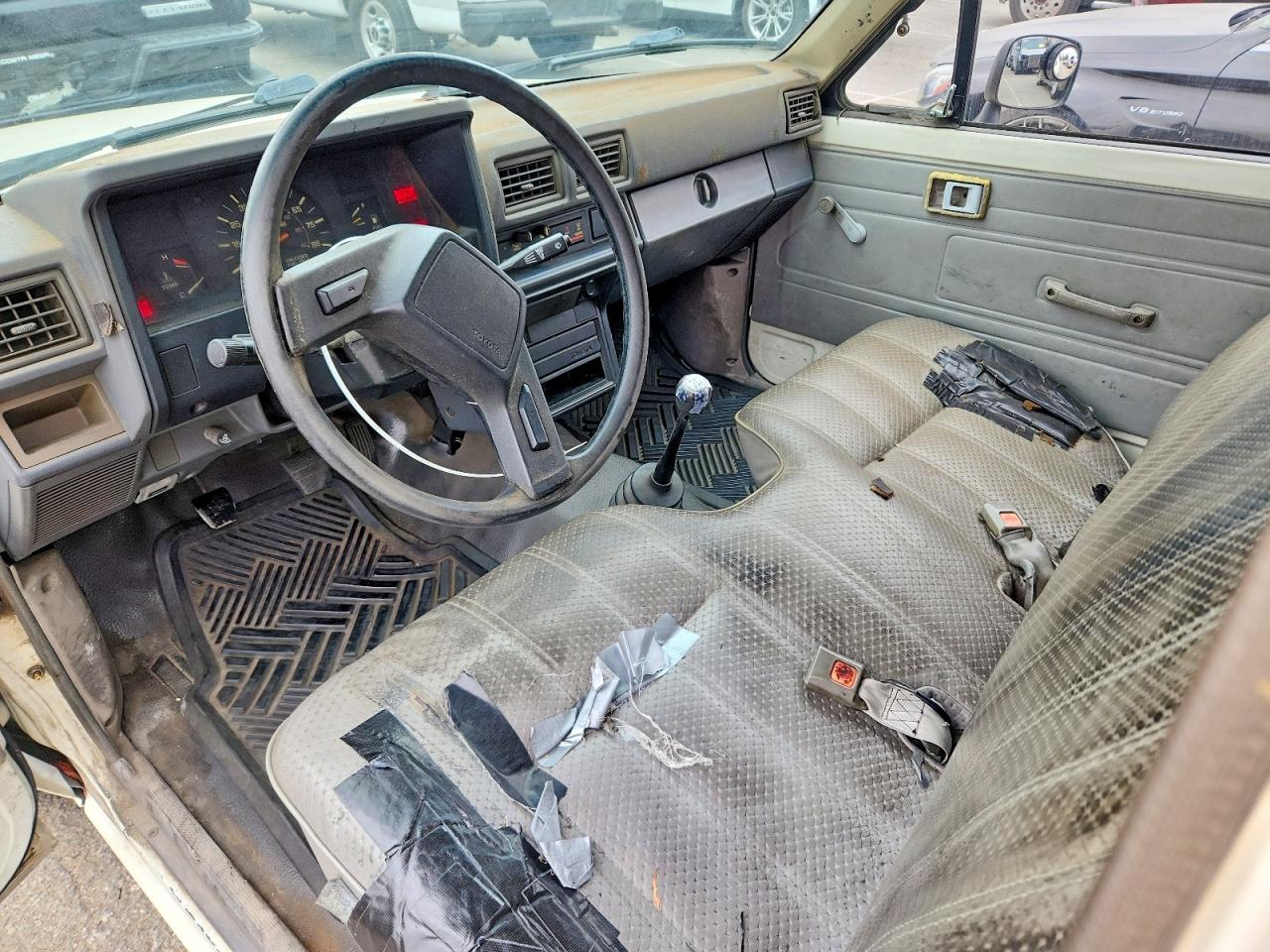 1984 Toyota Pickup 3/4 Ton Long Bed Rn55 Белый vin: JT4RN55E5E5015064