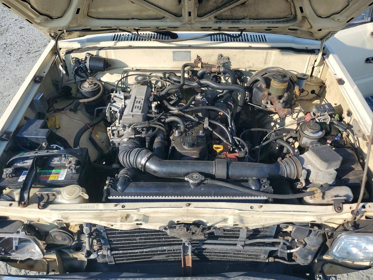 1985 Toyota 1 Ton Pick Yellow vin: JT4RN55E6F0110862