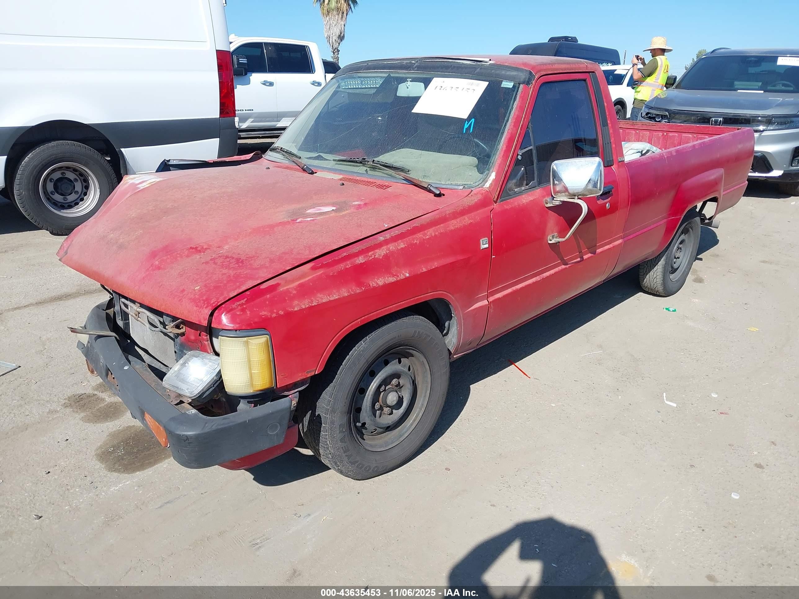 1984 Toyota Pickup 3/4 Ton Long Bed Rn55 Red vin: JT4RN55E8E0051523