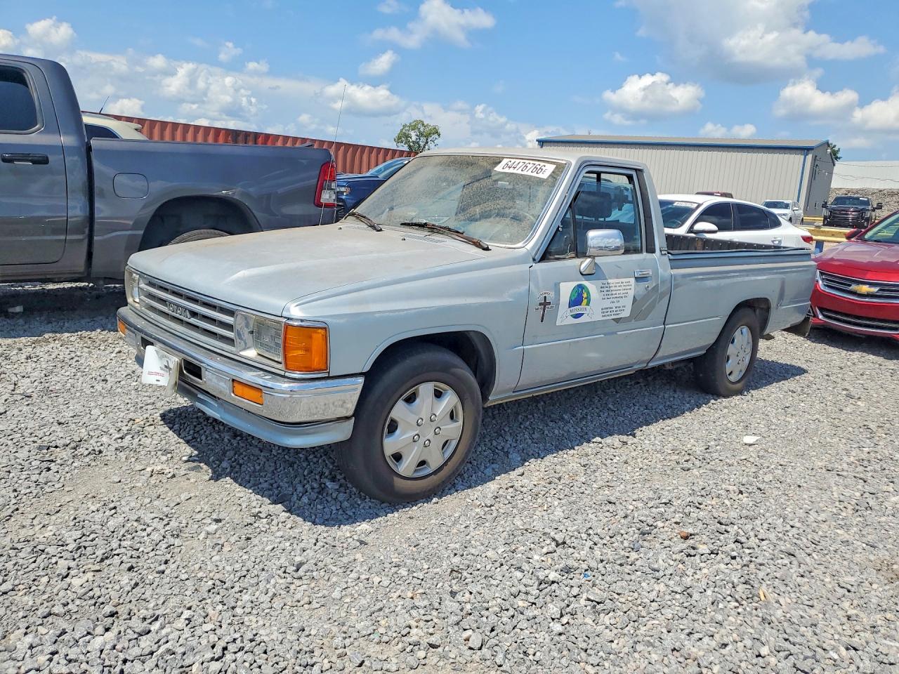 1988 Toyota Pickup 1/2 Ton Rn55 Dlx Blue vin: JT4RN55P2J0270845