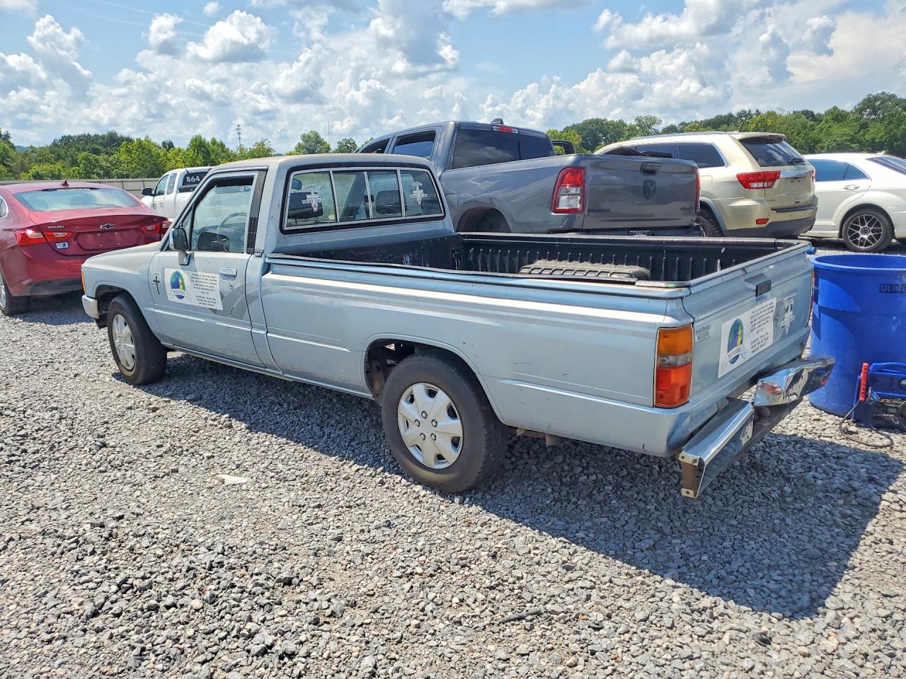 1988 Toyota Pickup 1/2 Ton Rn55 Dlx Blue vin: JT4RN55P2J0270845
