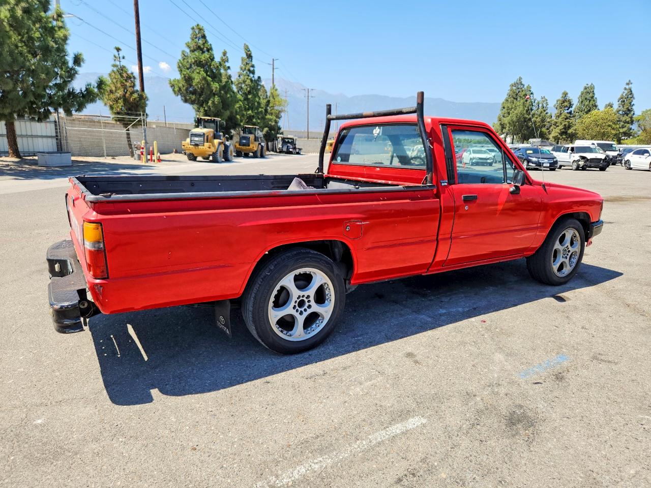 1987 Toyota Pickup 1/2 Ton Rn55 Red vin: JT4RN55R4H0234442