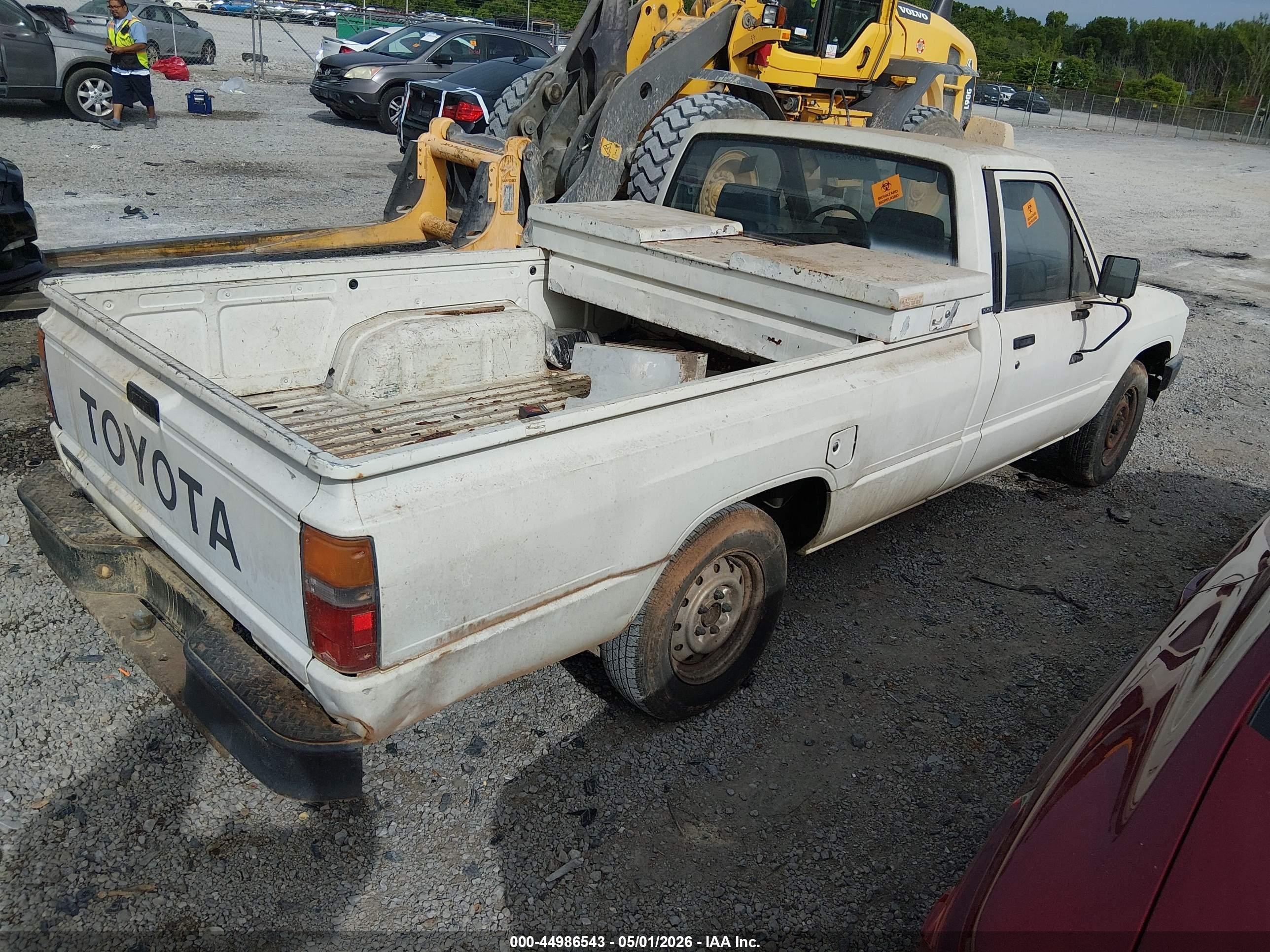 1987 Toyota Pickup 1/2 Ton Rn55 White vin: JT4RN55R5H7019949
