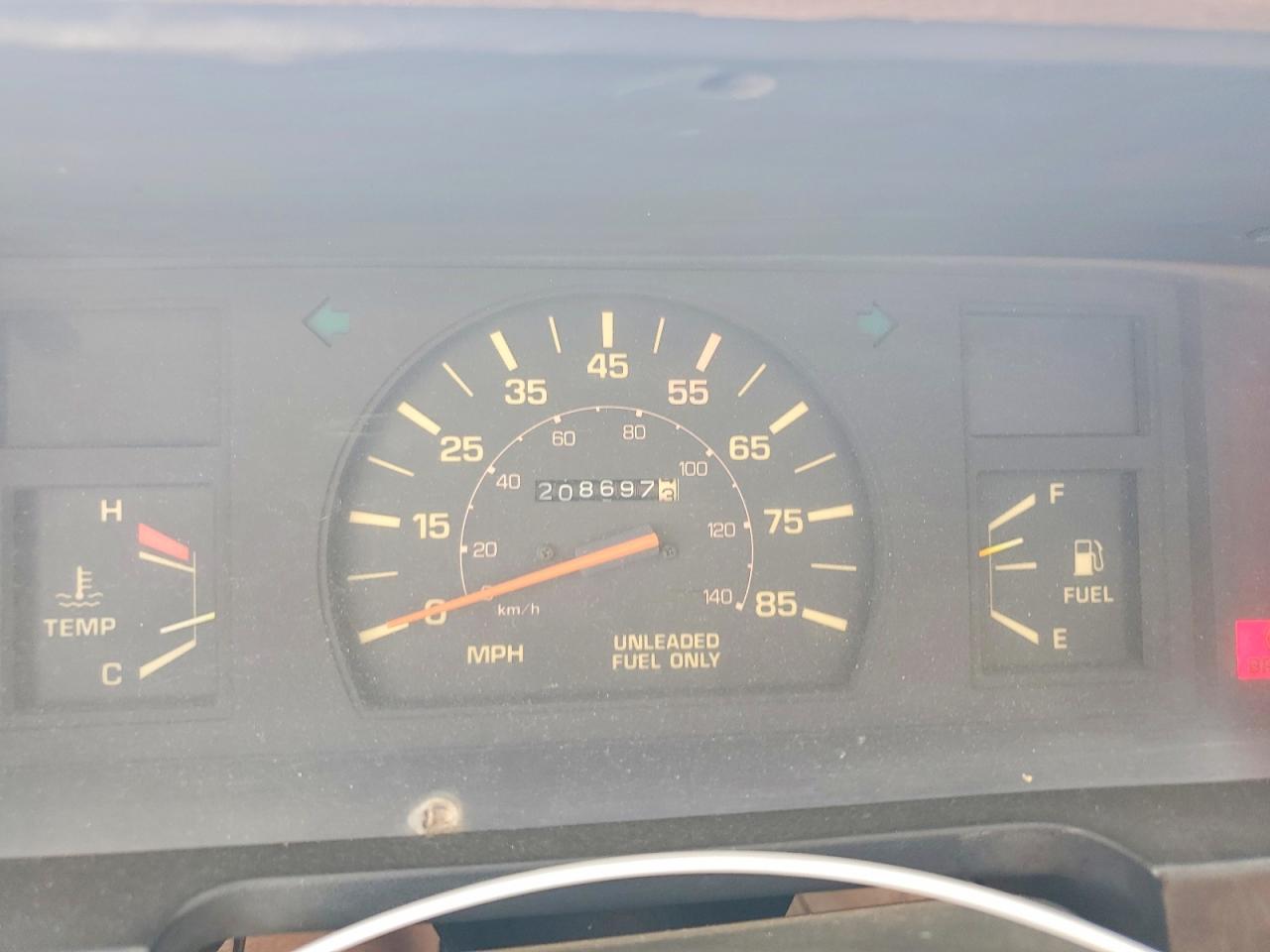 1984 Toyota Pickup Base Cream vin: JT4RN55R9E0046284