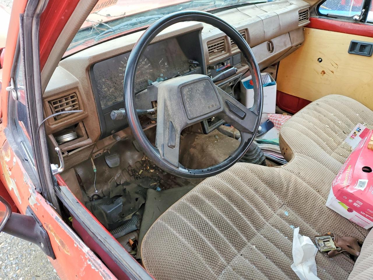 1986 Toyota Pickup 1/2 Ton Rn55 Red vin: JT4RN55RXG0223279