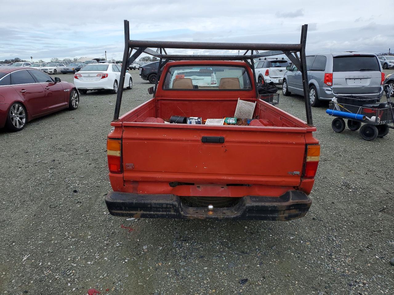 1986 Toyota Pickup 1/2 Ton Rn55 Red vin: JT4RN55RXG0223279