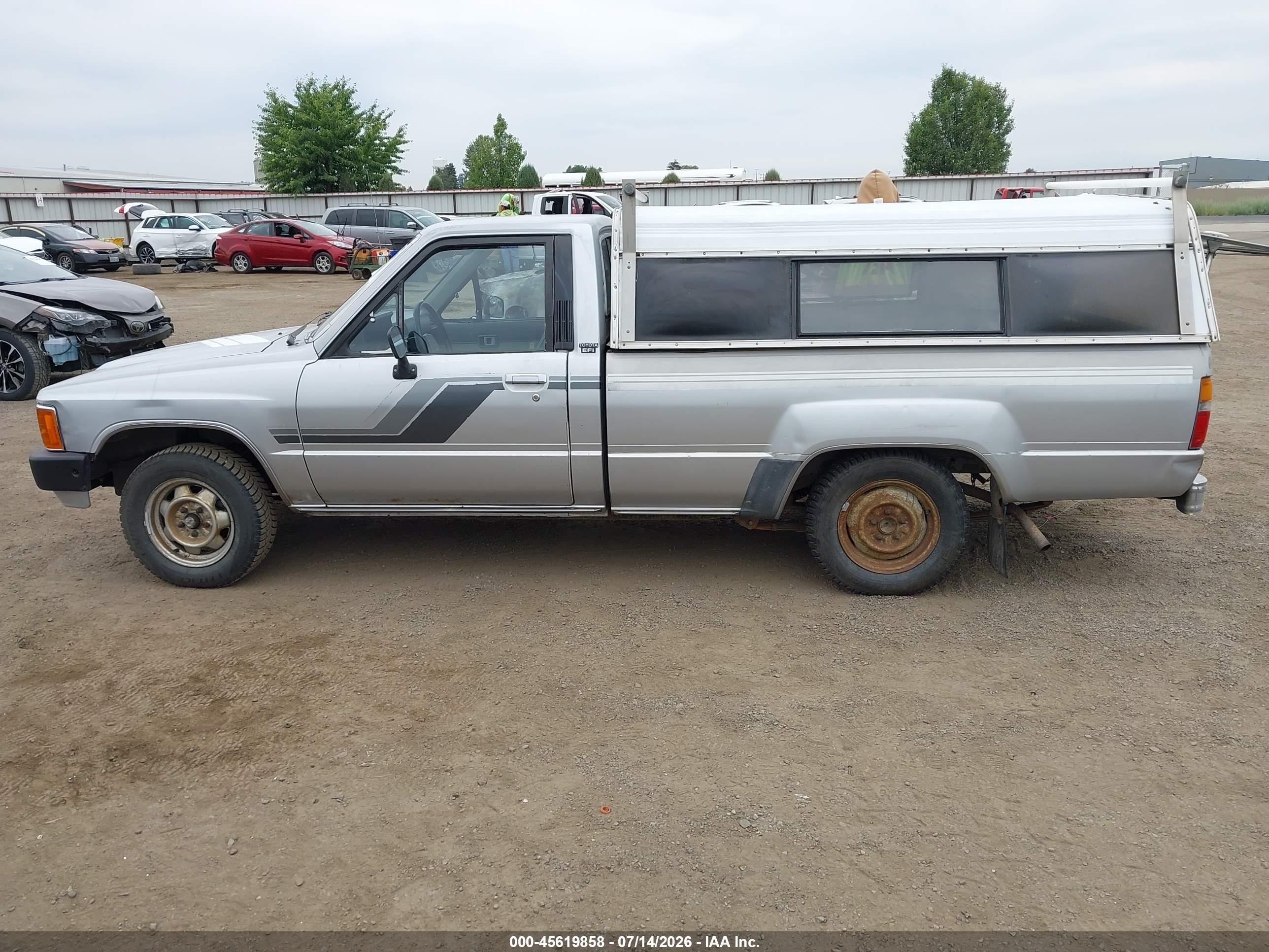 1984 Toyota Pickup 1/2 Ton Rn55 Sr5 Silver vin: JT4RN55S3E0034098