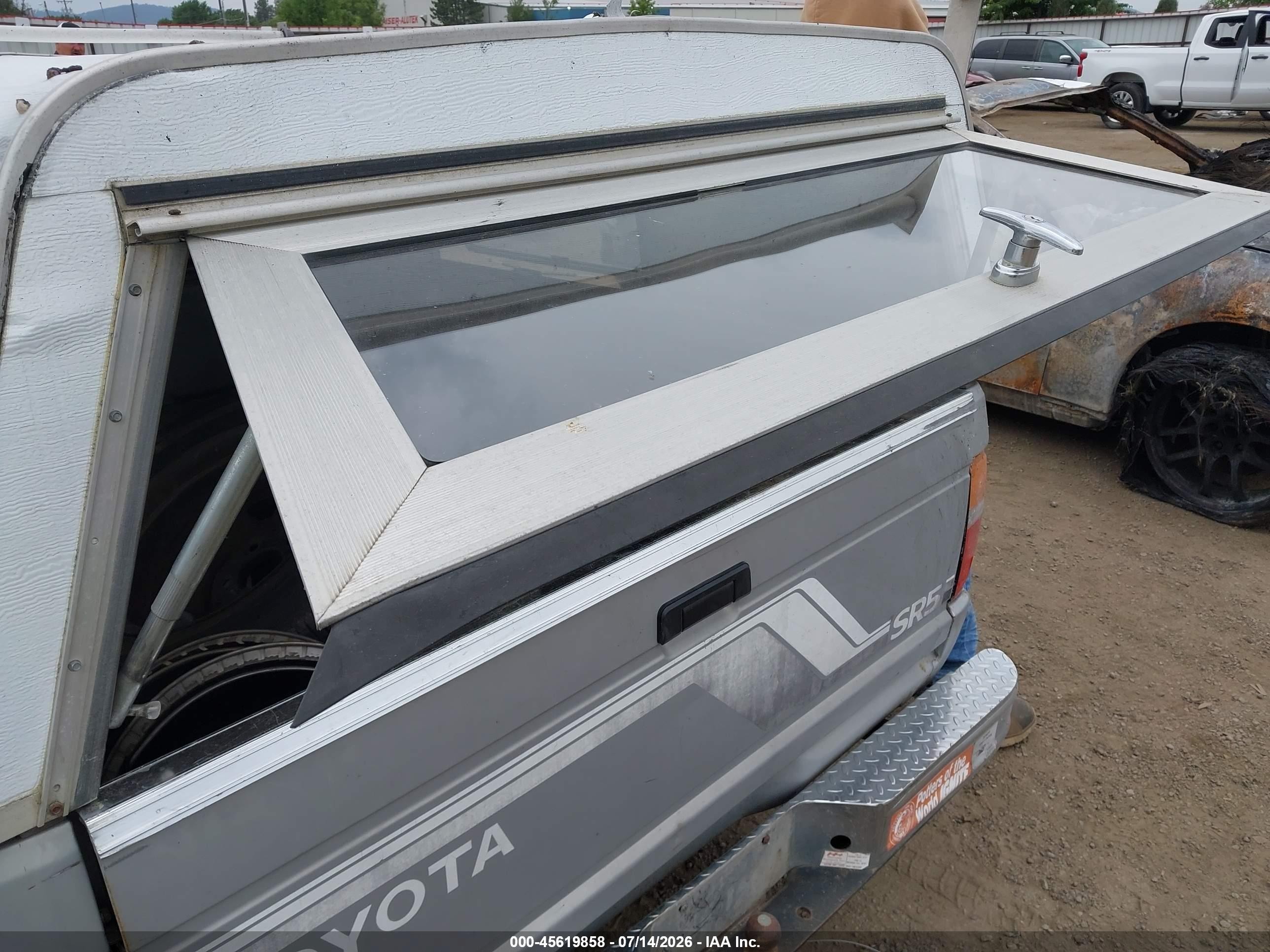 1984 Toyota Pickup 1/2 Ton Rn55 Sr5 Silver vin: JT4RN55S3E0034098