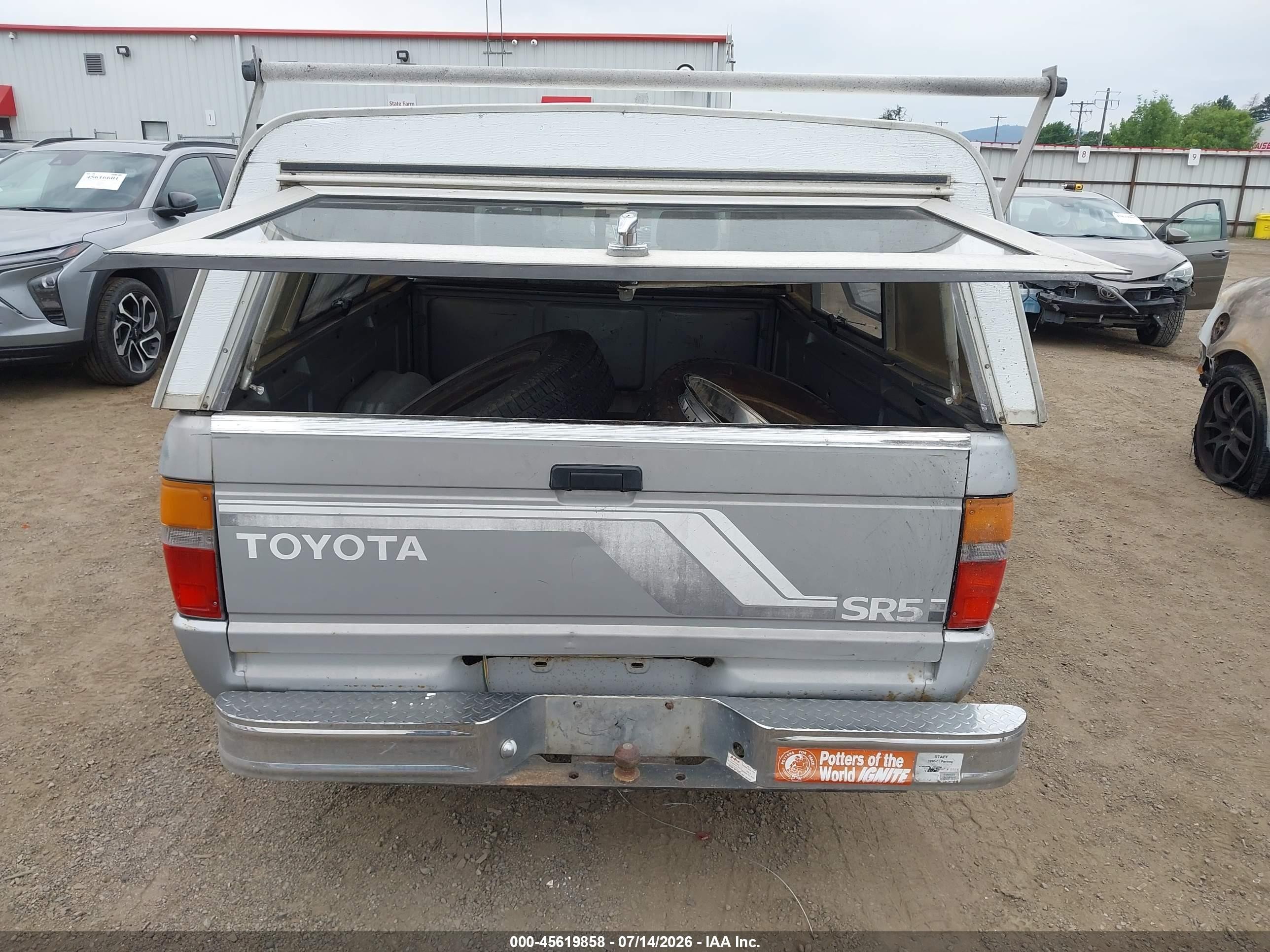 1984 Toyota Pickup 1/2 Ton Rn55 Sr5 Silver vin: JT4RN55S3E0034098